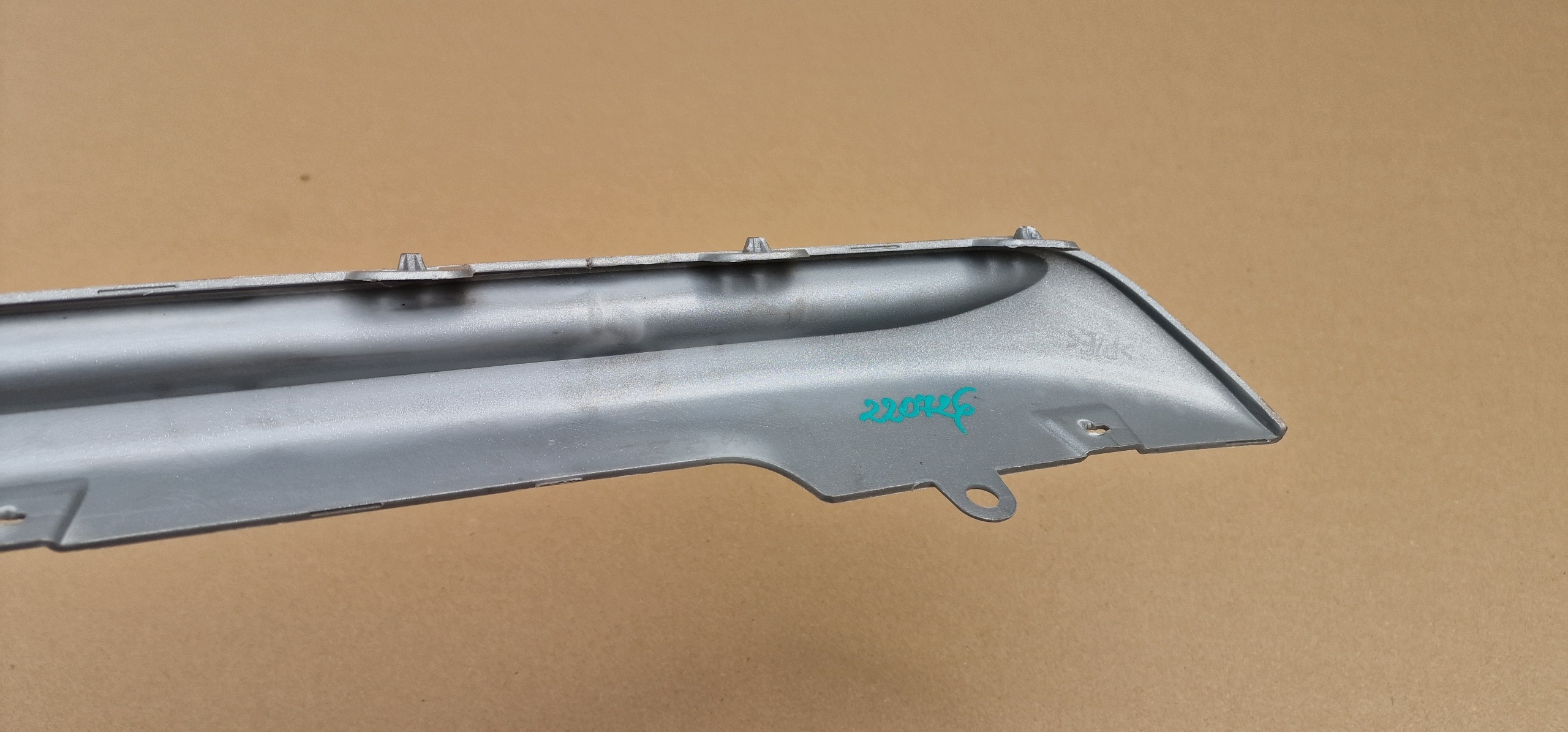 Spoiler arrière Berlingo Rifter 9816803877 image 4