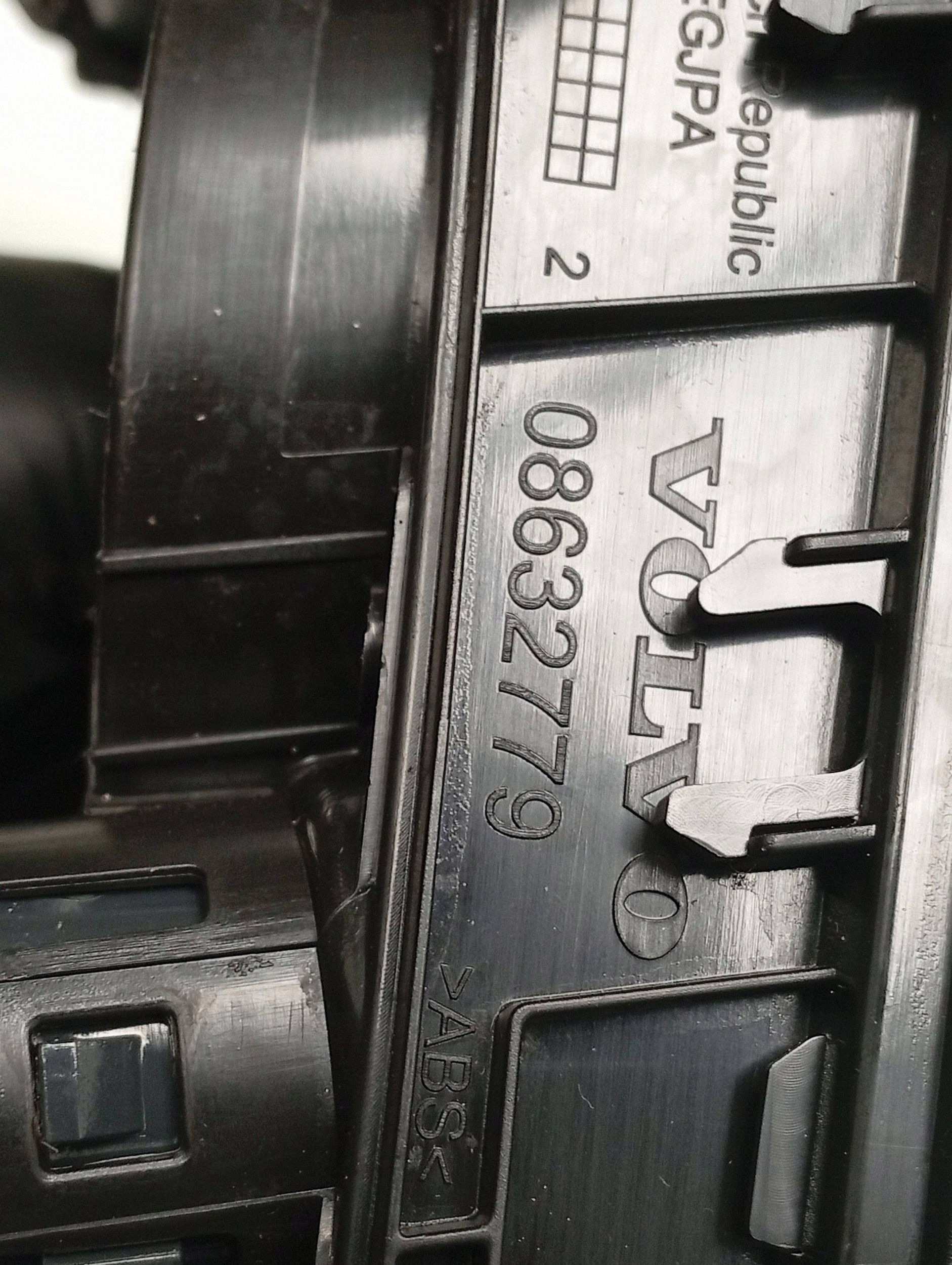 Soporte para vasos Volvo V40 08632779 image 6