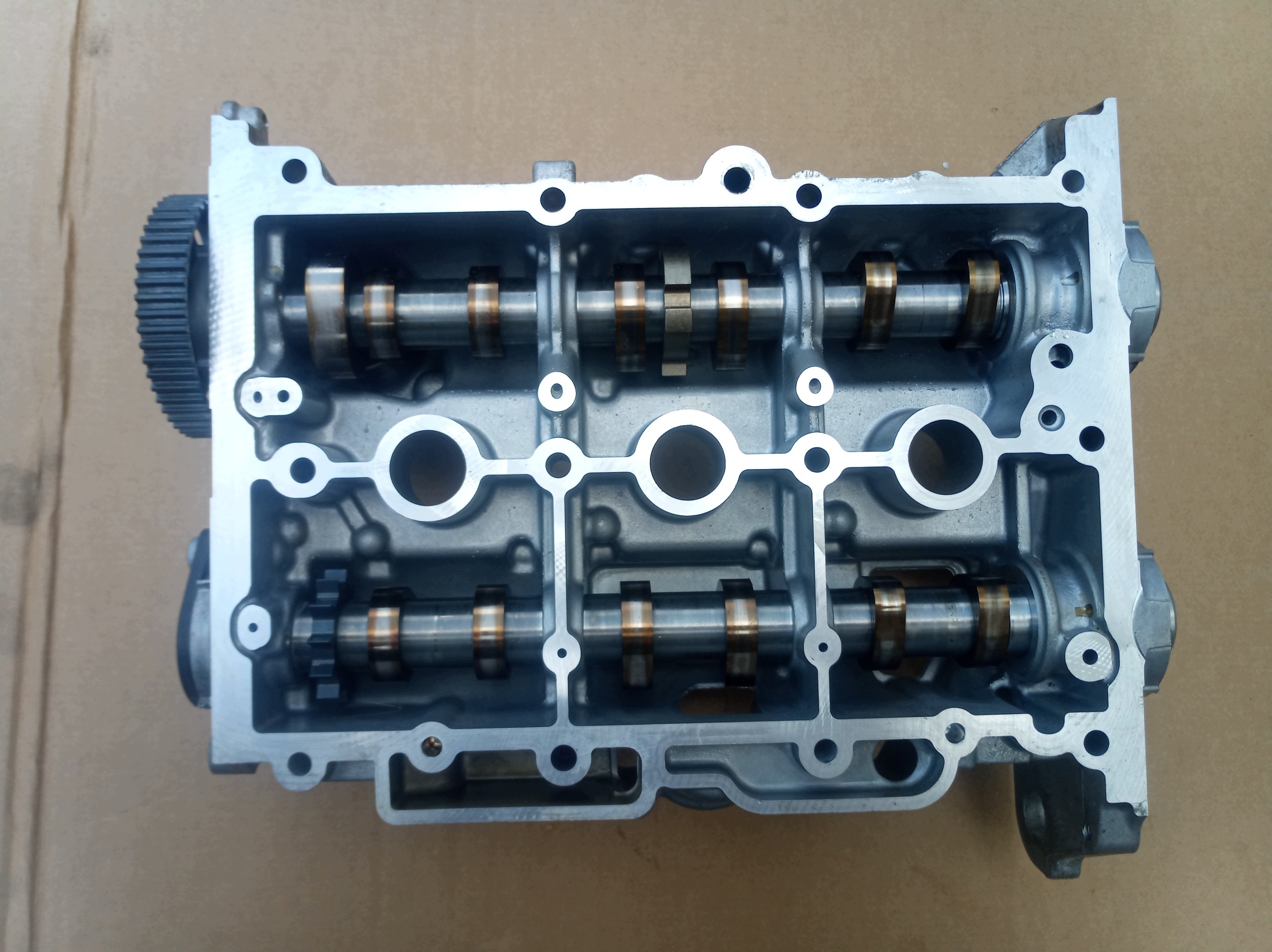 Käytetty jakohihnan kiristin VW 05C103479