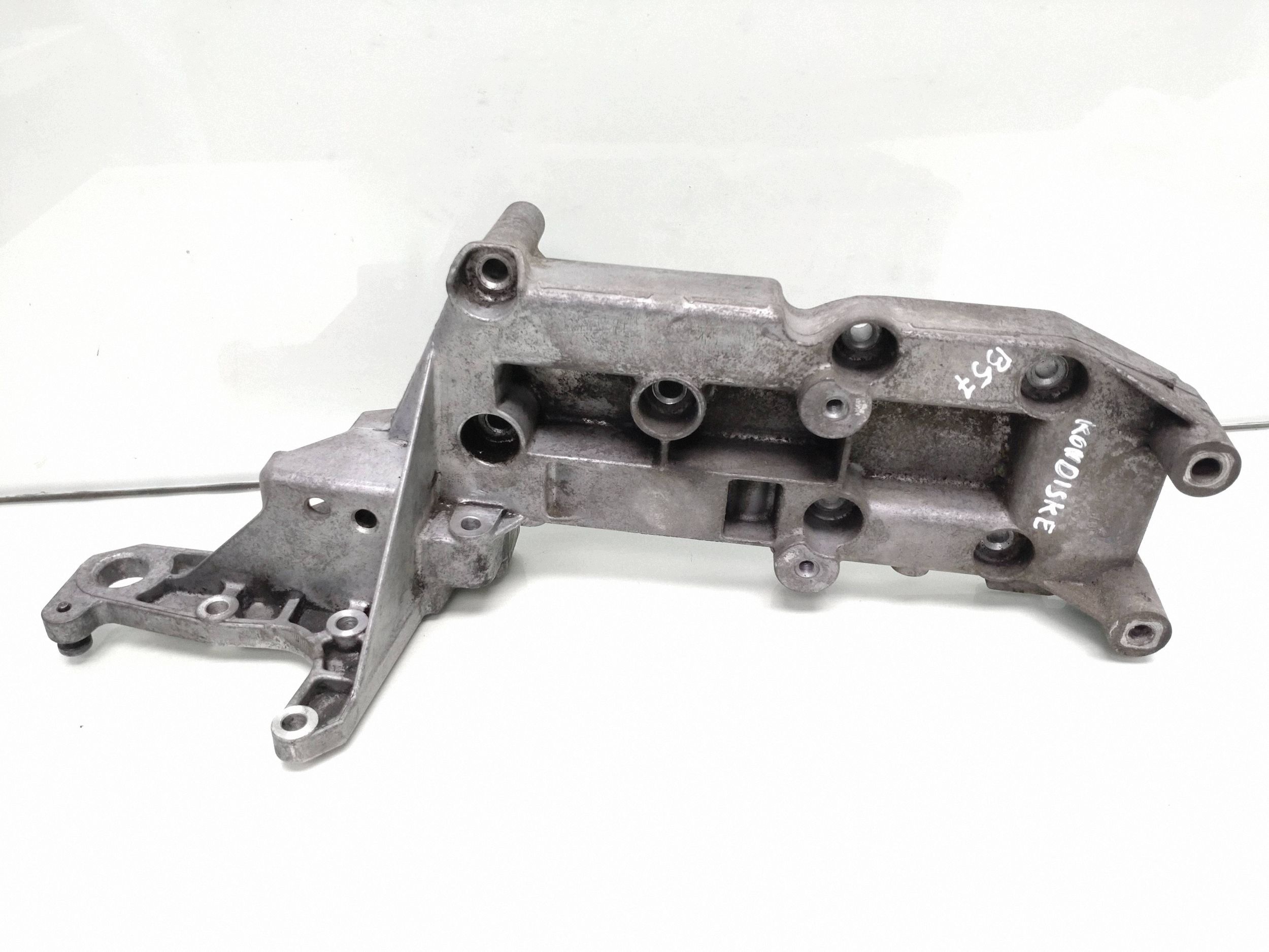 2014 Volvo XC90 A/C Compressor Clutch 30757168 image 2