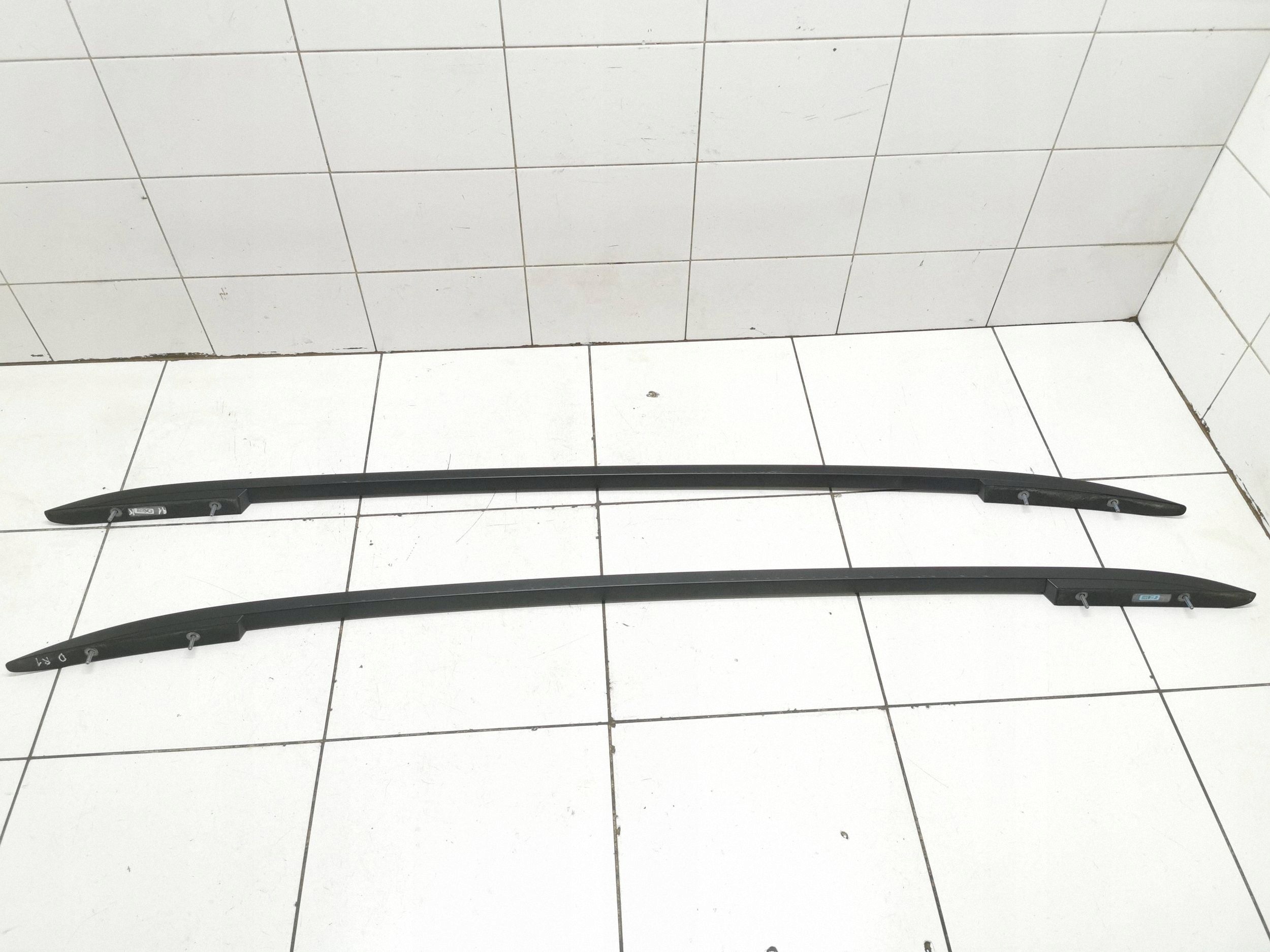 Volkswagen OE 5G9860026C kattotelineet mustat