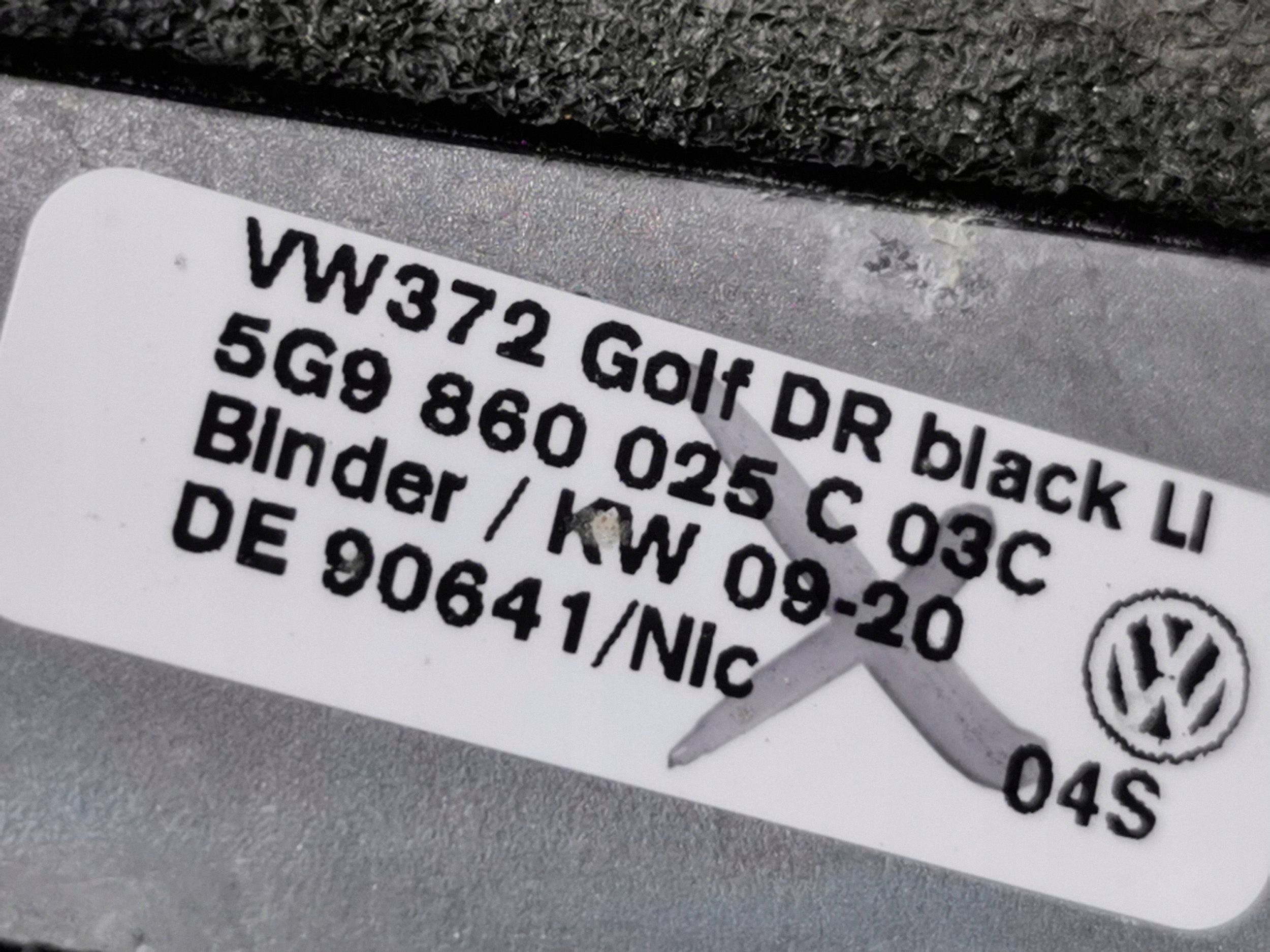Barras de techo VW OE 5G9860026C negras usadas image 8