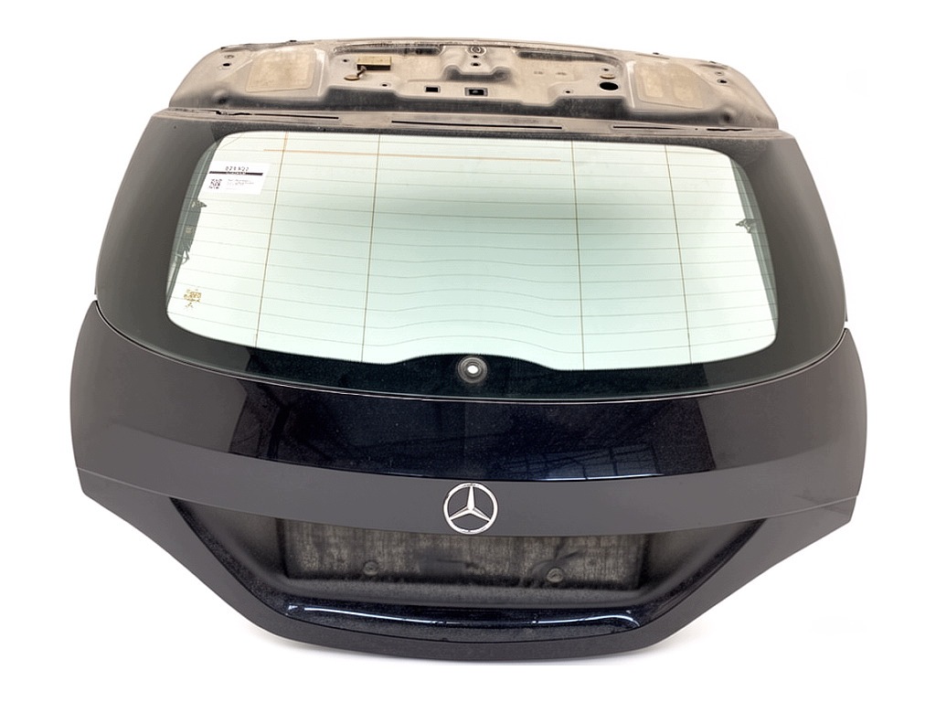 Takaluukku 696 Mercedes CLA Shooting Brake 15-19