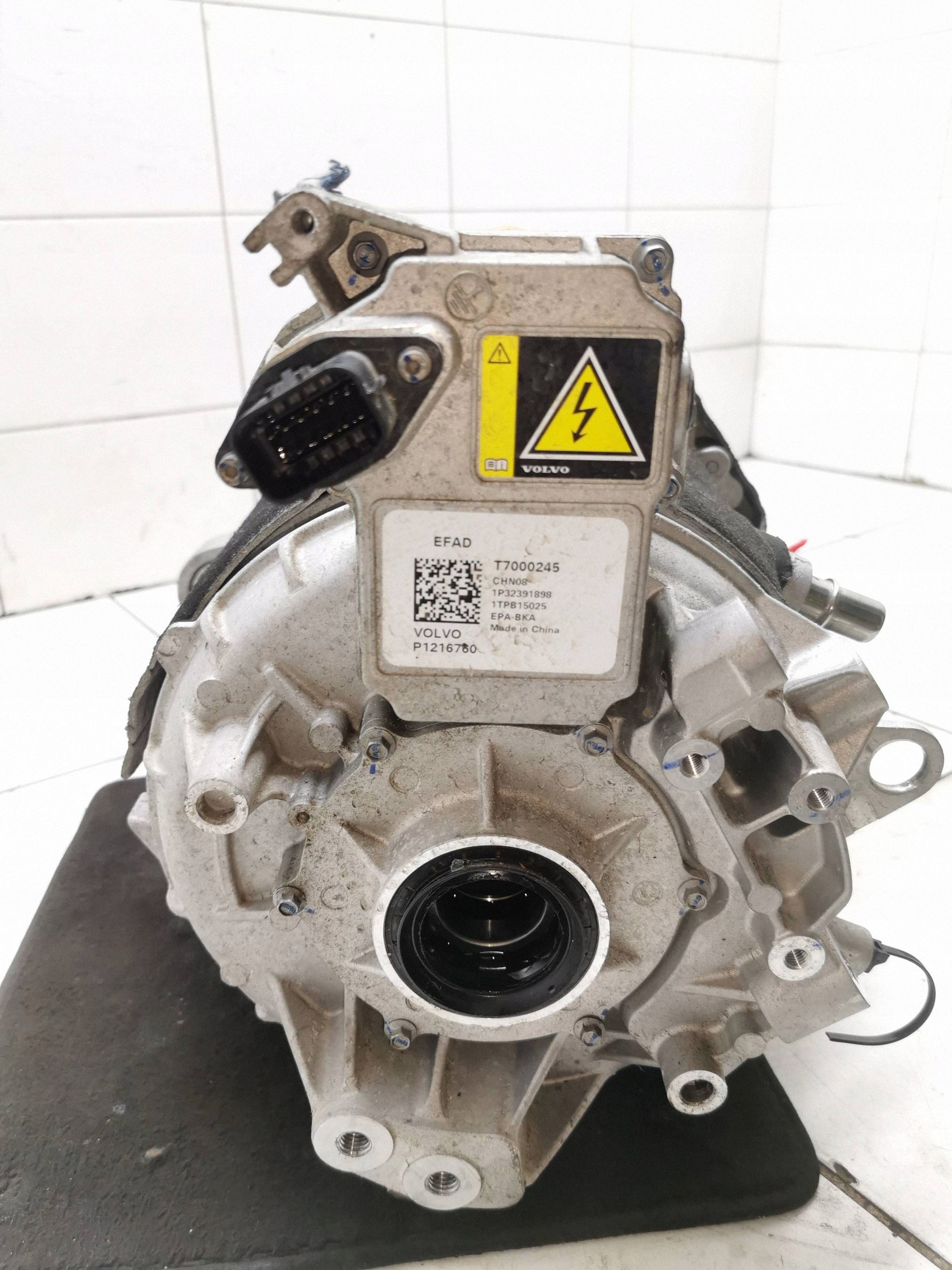 Motor Elétrico Polestar 2 EV P1216760 Usado image 3