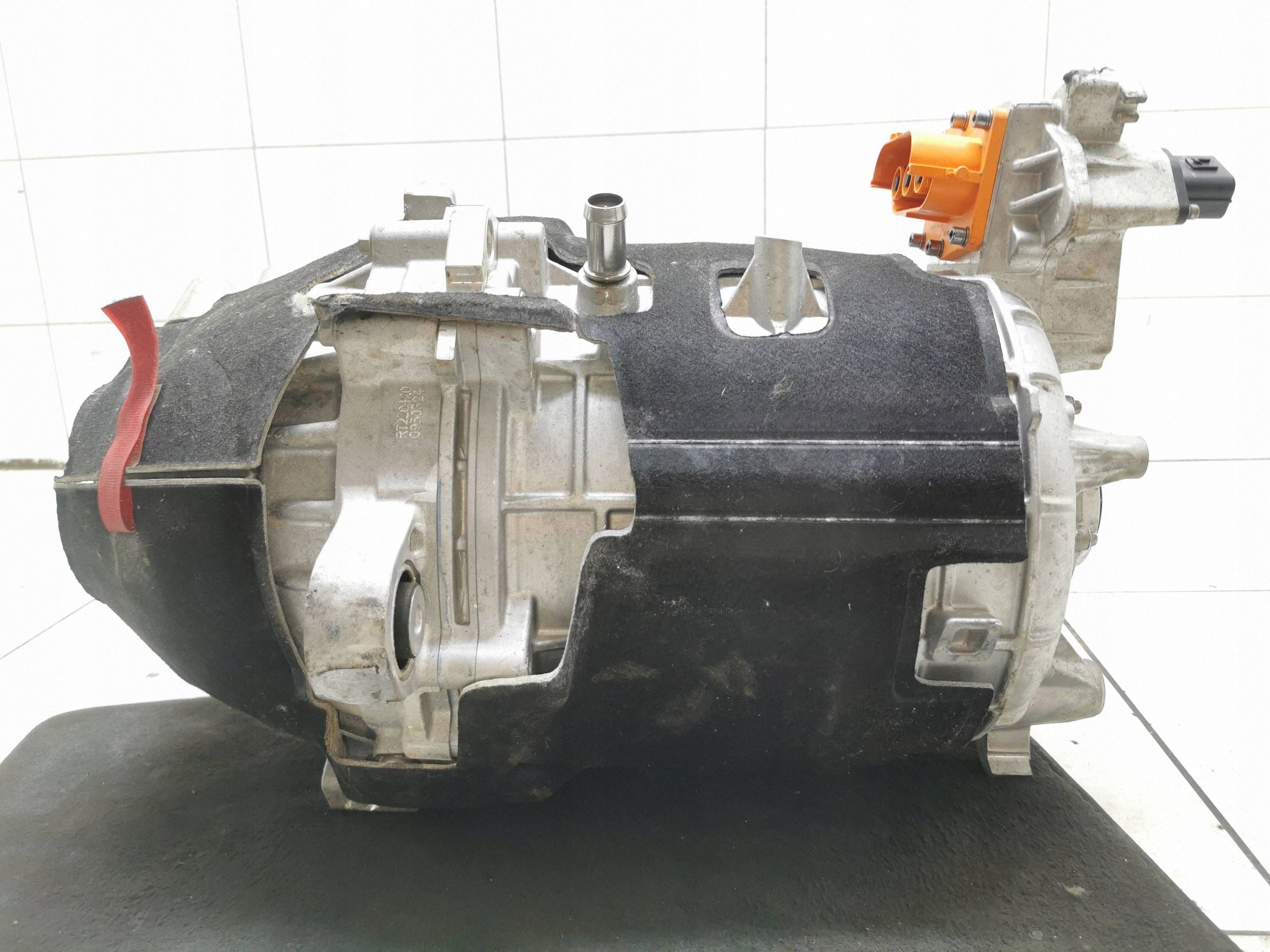 Motor Elétrico Polestar 2 EV P1216760 Usado image 4