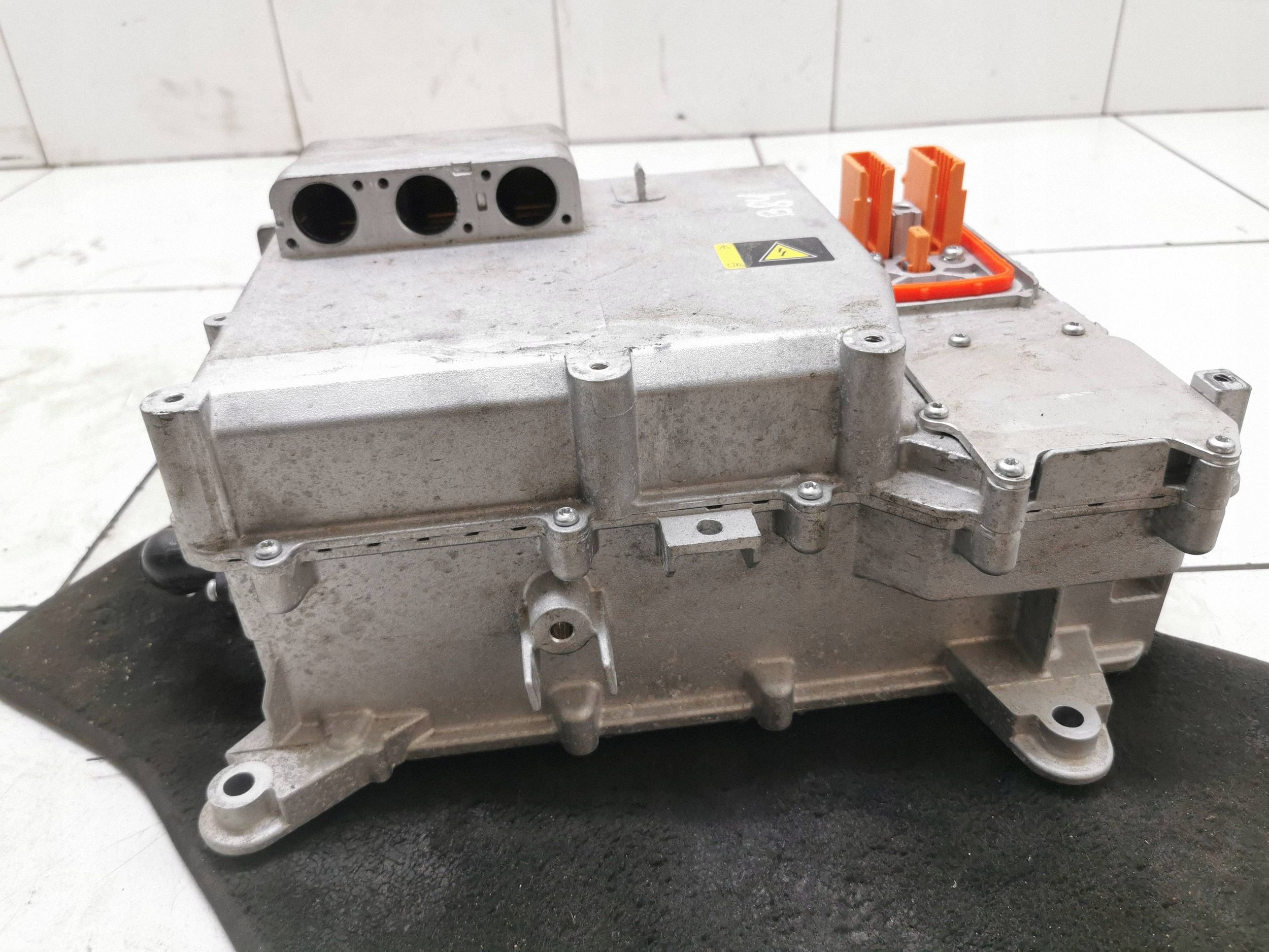 Polestar 2 Inverter 32362862 Occasion image 3