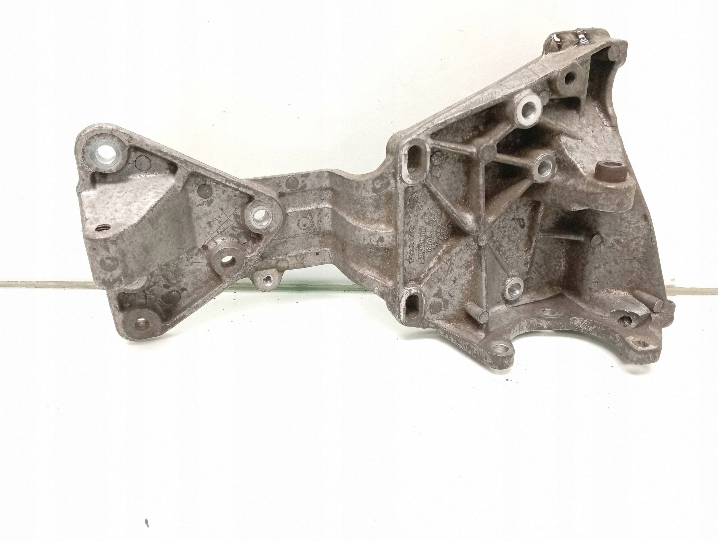 Soporte compresor AC Volvo V70 2009 30731516 image 3