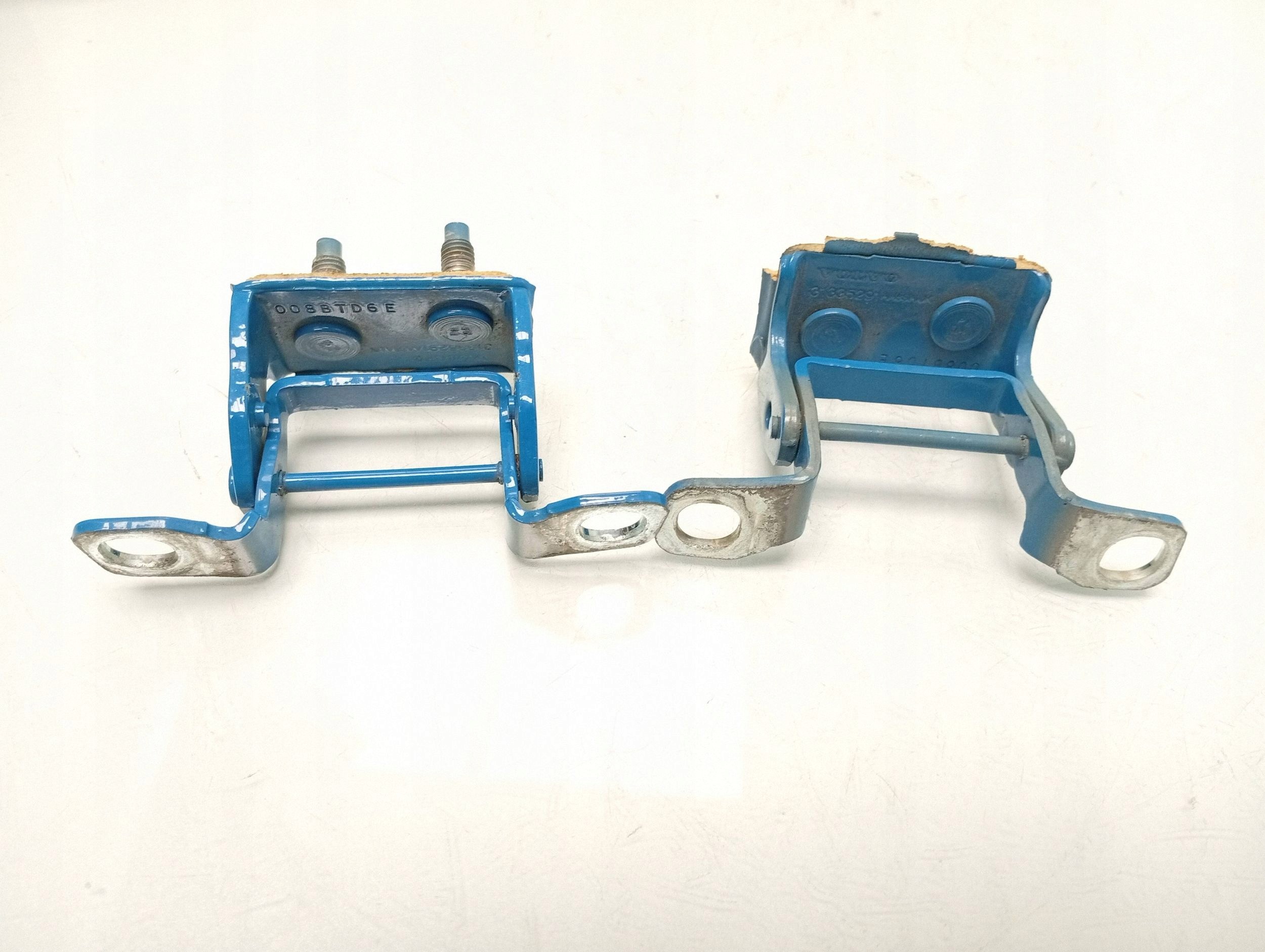 Volvo V40 II Tailgate Hinge OEM 31335291 Used image 2