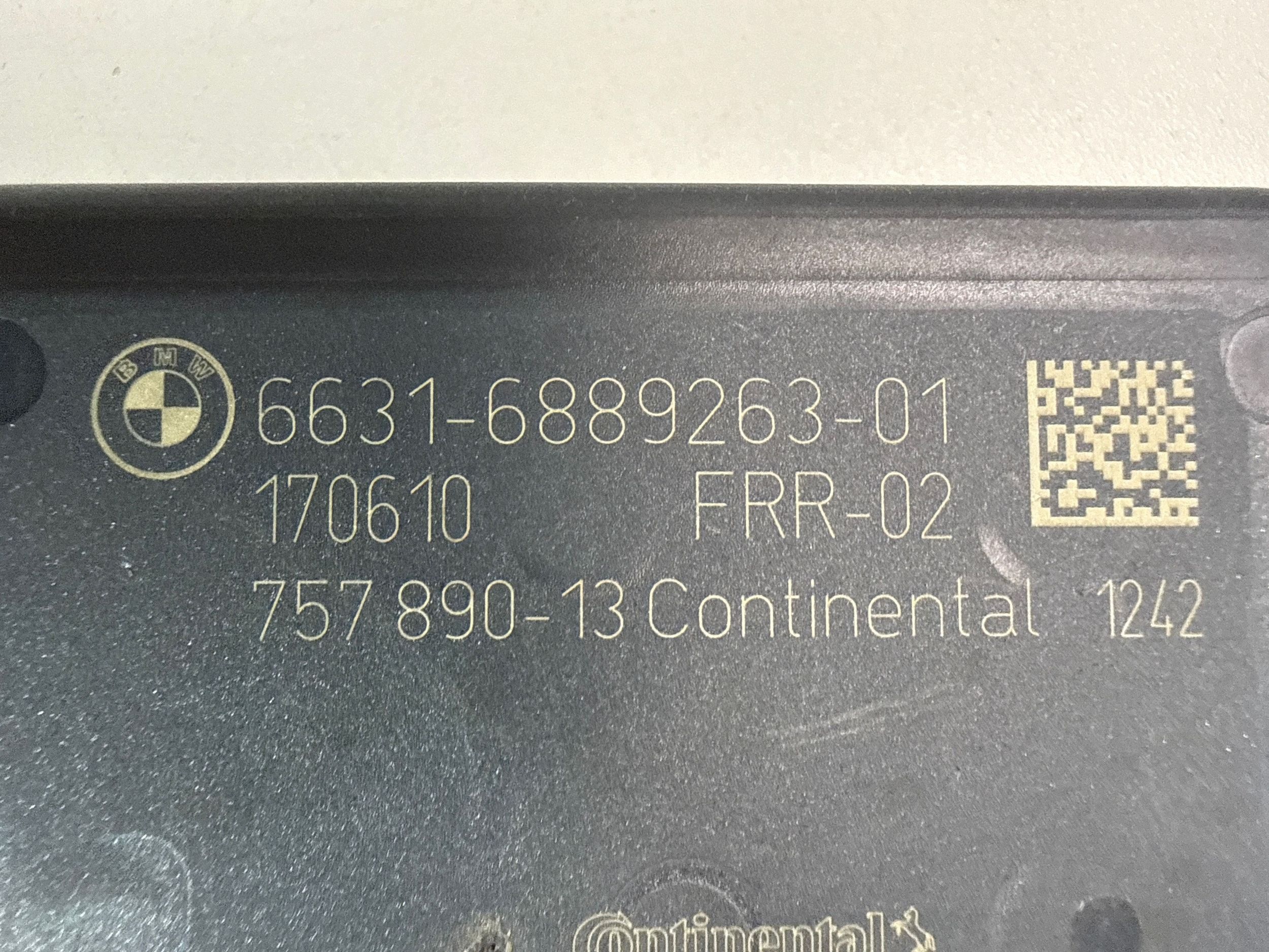BMW X3 G01 Front Radar ACC Distronic image 3
