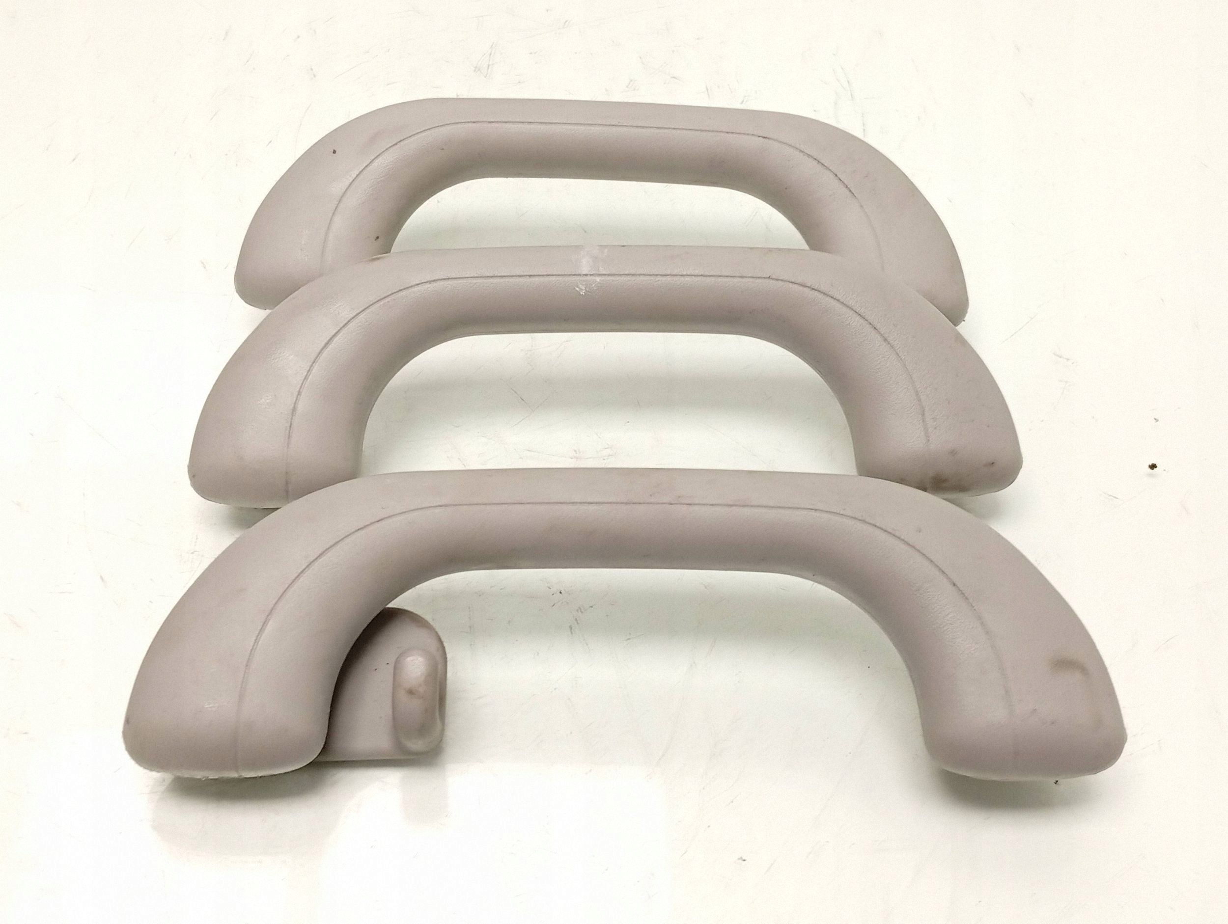 Hyundai i30 2010 Kit de Pegadores de Teto image 2