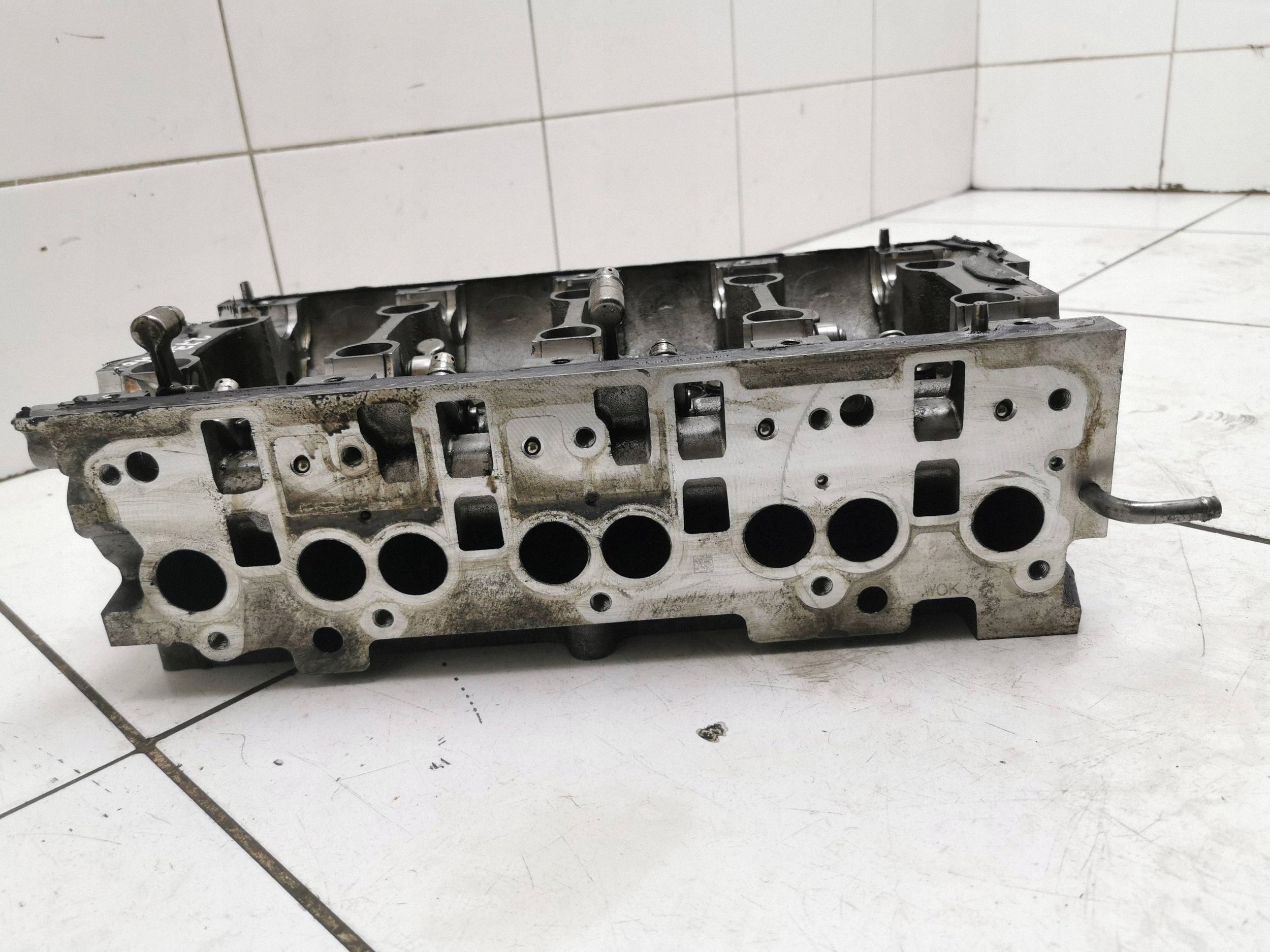 Zylinderkopf Mitsubishi Lancer Grandis 2.0 TDI 16V 140 PS BSY BWC 2007-2010 image 4