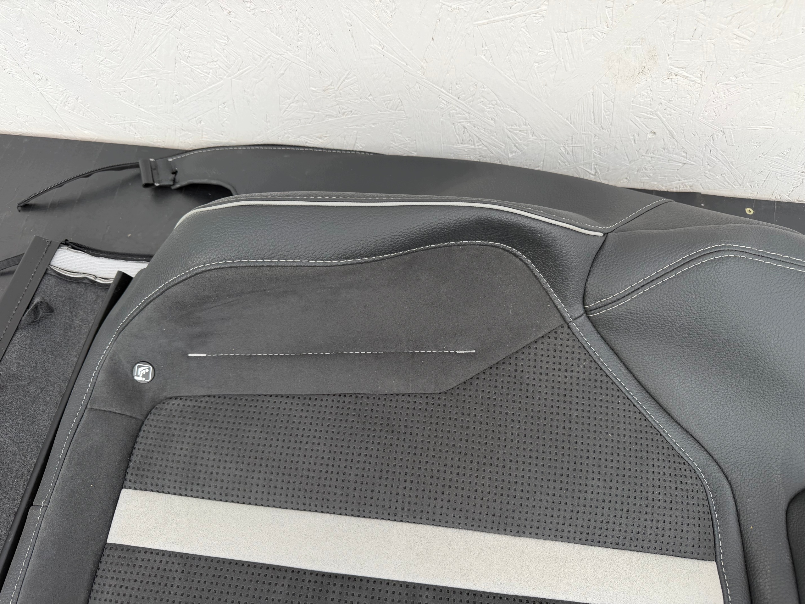 Skoda Kodiaq II Sportline Right Seat Back Cover OEM 57H881806GC