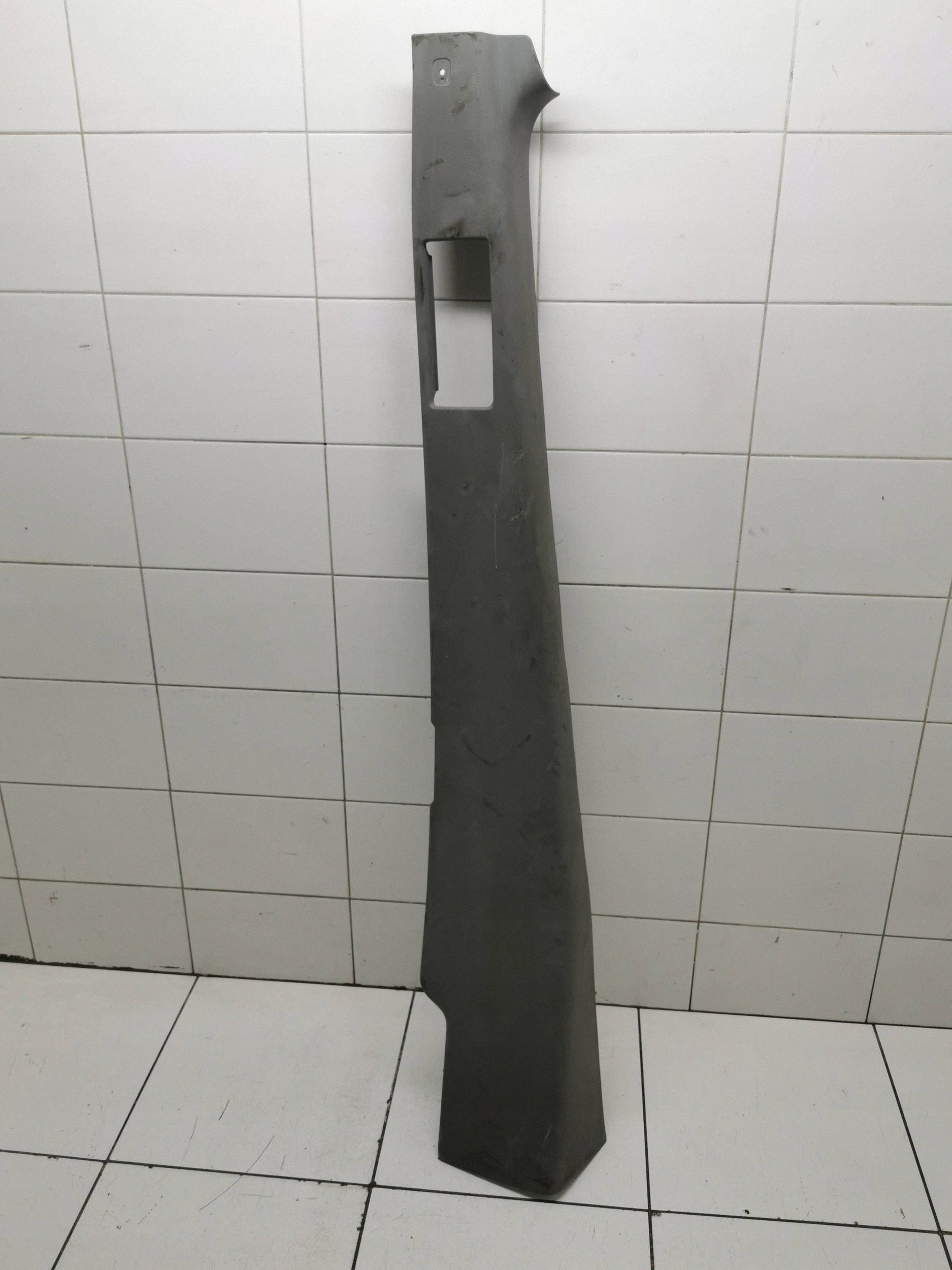 Volkswagen Crafter B-Pillar Lower Cover Left A9066920400 image 2