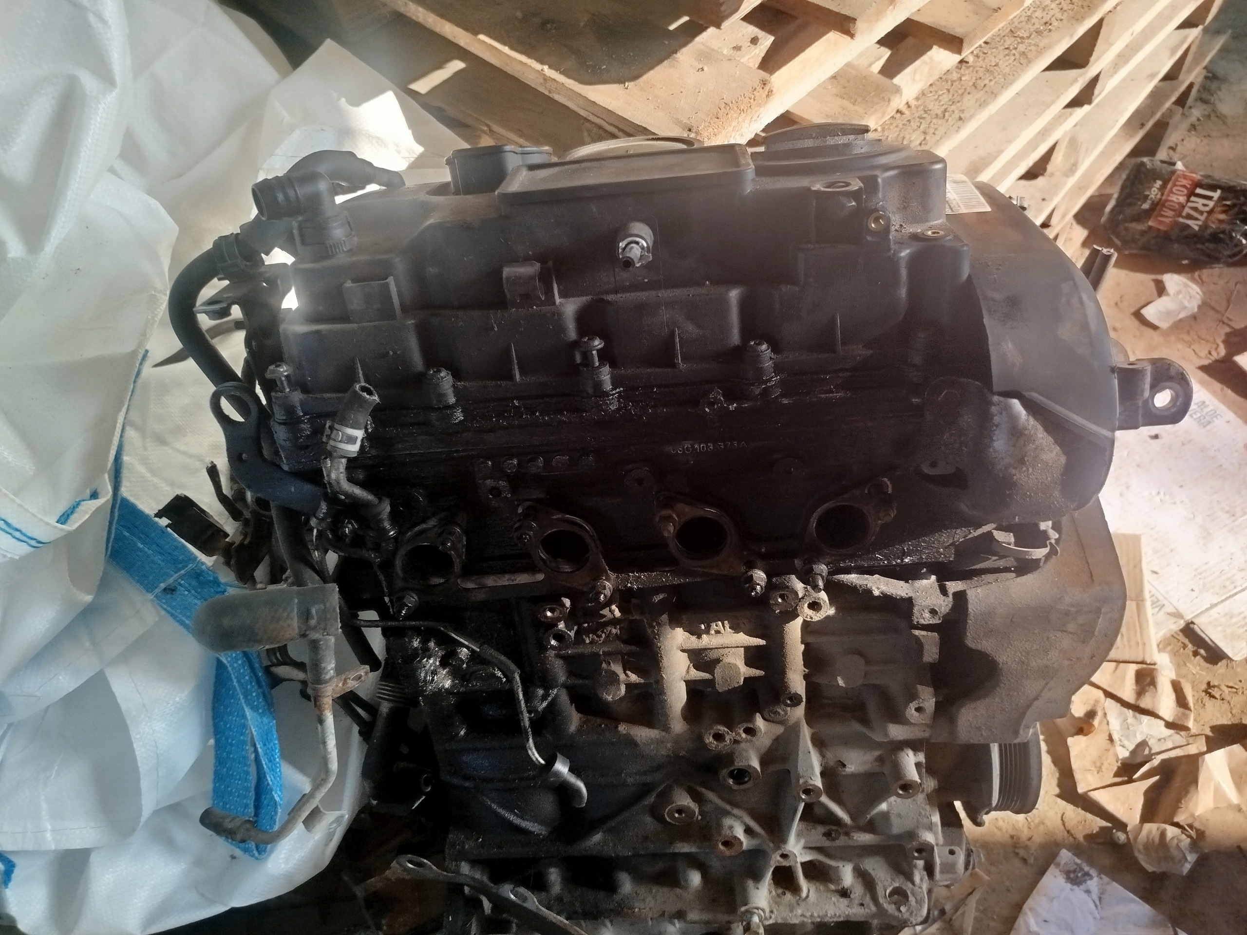 Culasse Audi A3 8P 2.0 TDI 03G103373A image 3