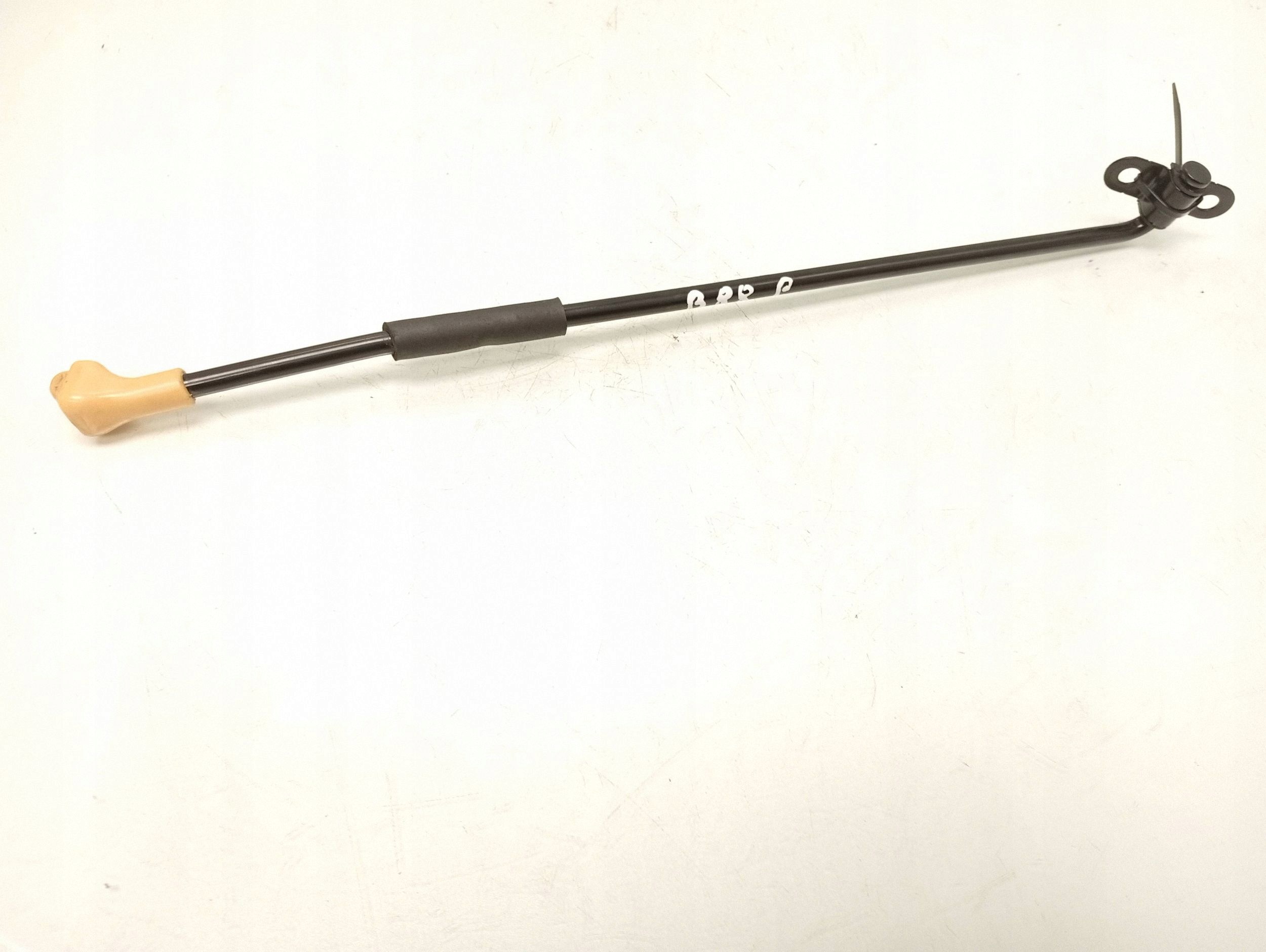 Suporte do Capô SsangYong Tivoli 2022 FRC129961