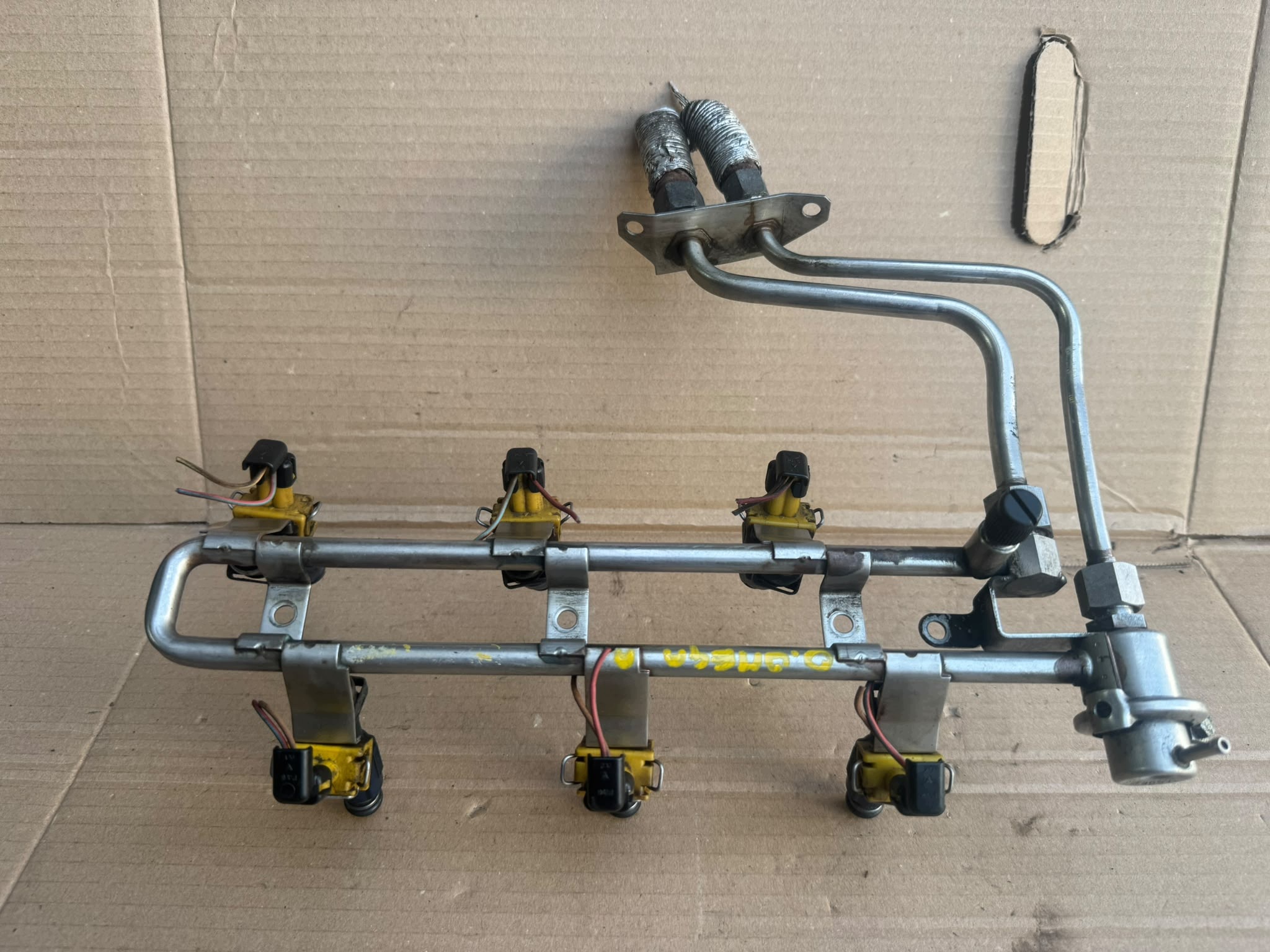 Opel 2.5 V6 Rail Injetor 0280155712 image 2