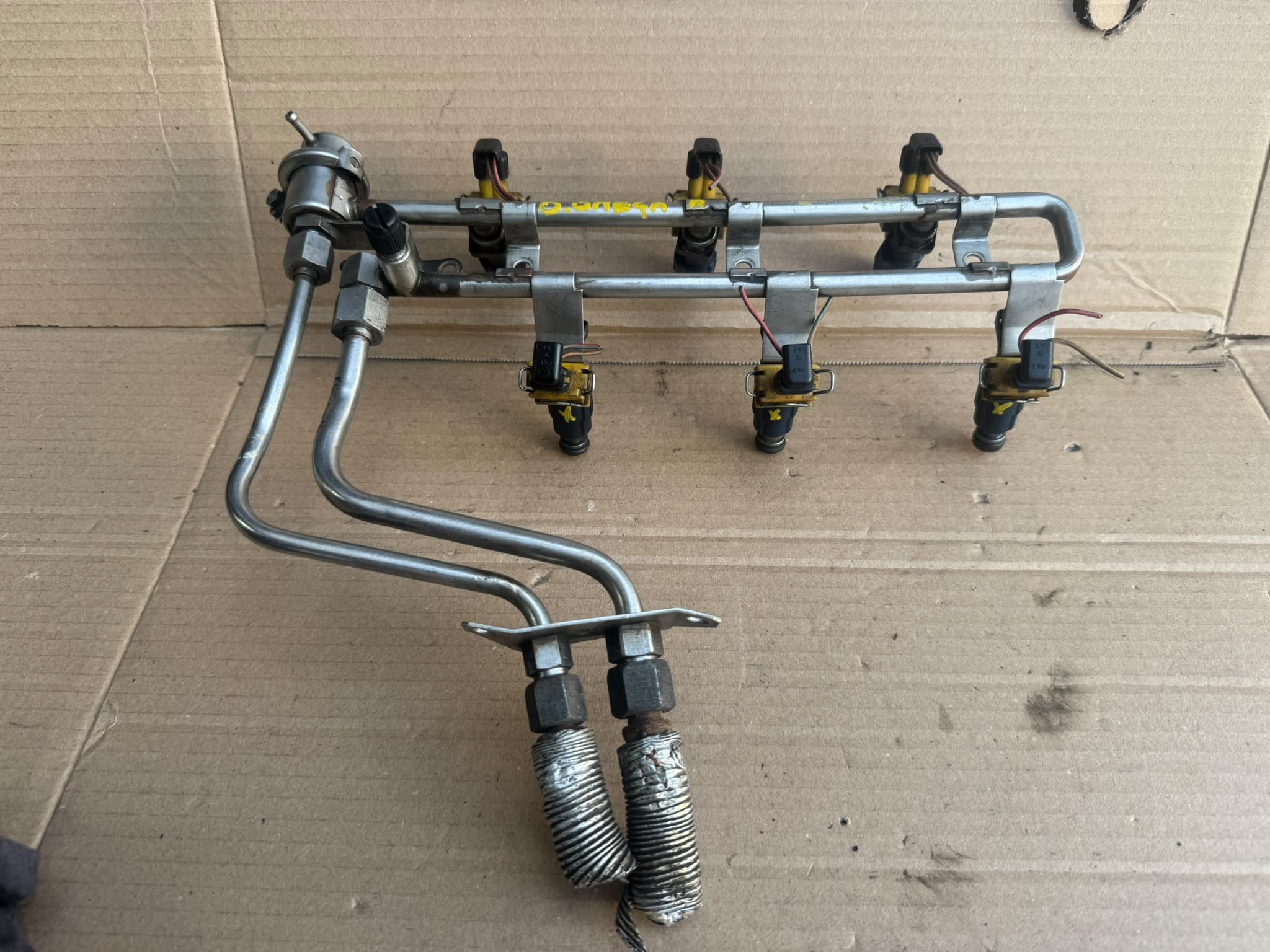Kraftstoff-Einspritzleiste Opel 2,5 V6 gebraucht