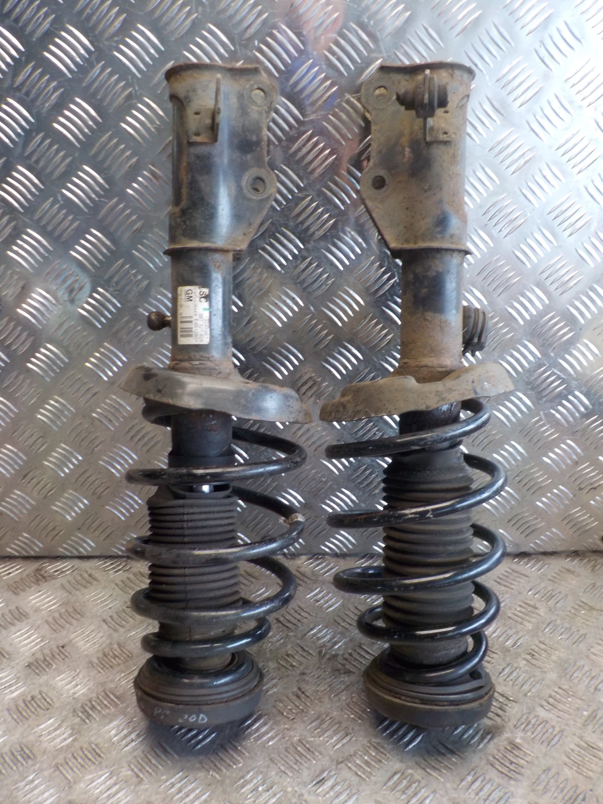 Opel Insignia A 2.0 CDTI Front Struts Set image 2