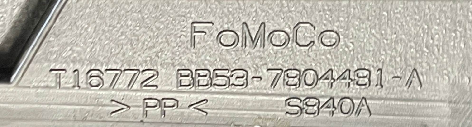 Ford Explorer V 2010- Cache Tableau Bord Gauche image 4