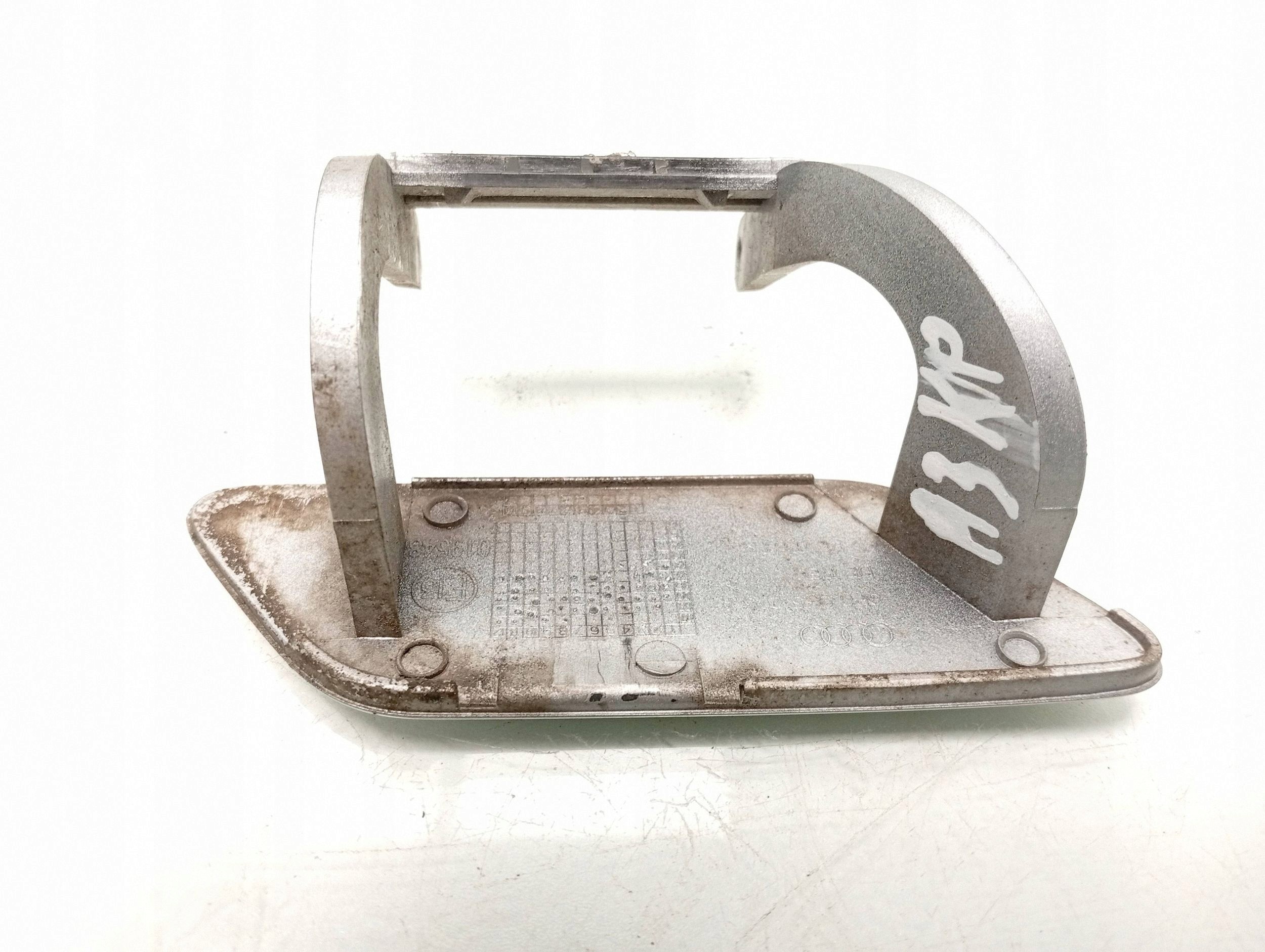 Audi OE 8P0955275A Bouchon de lave-glace image 3