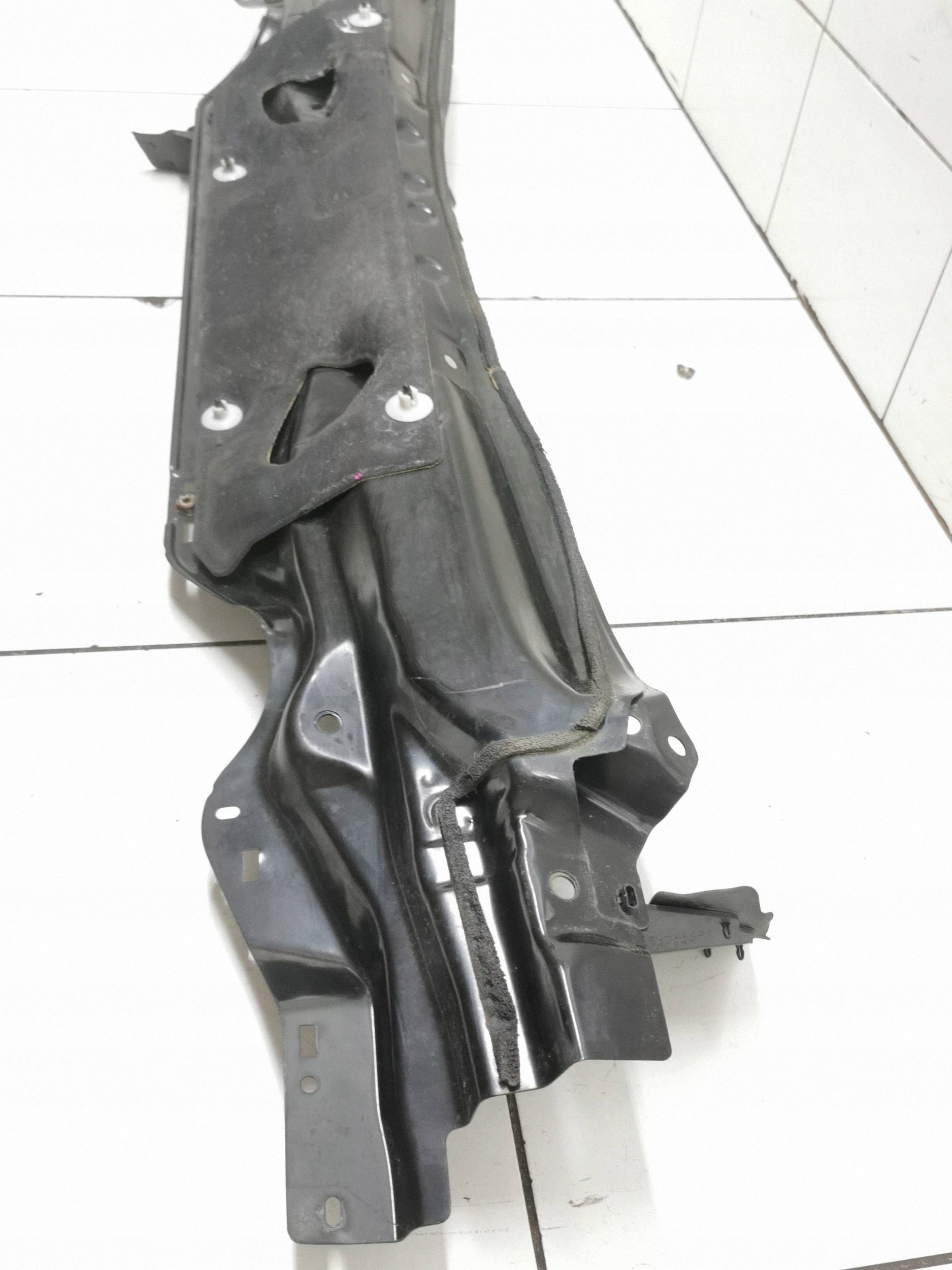 Tabique compartimento motor Toyota Auris E180 2014 image 3