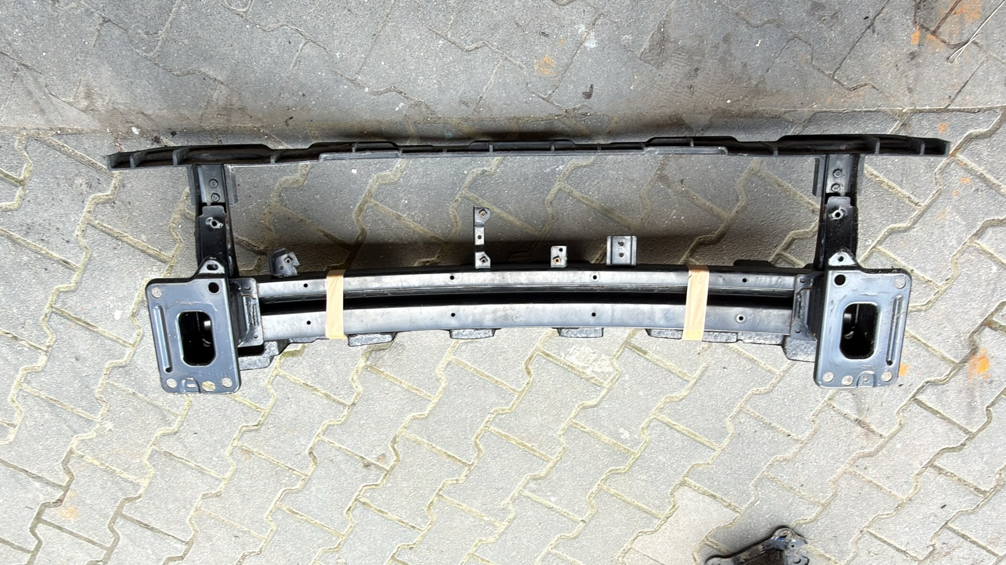 KIA PRO CEED 2018- Barre de choc avant ABSORBEUR image 3
