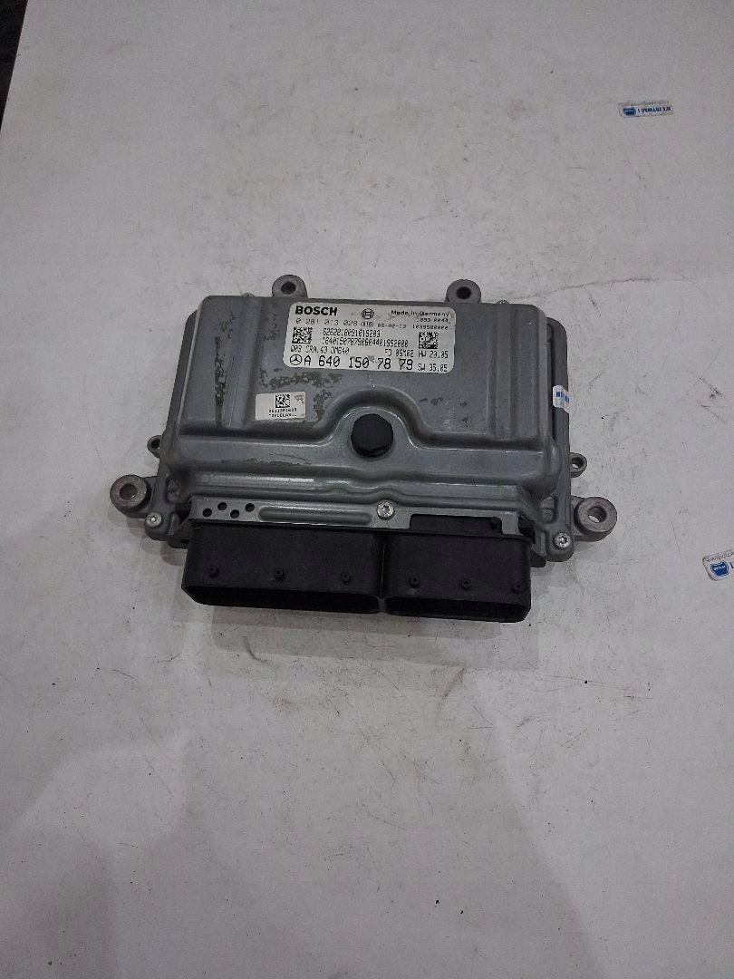 ECU Mercedes-Benz B W245 A6401507879 image 2