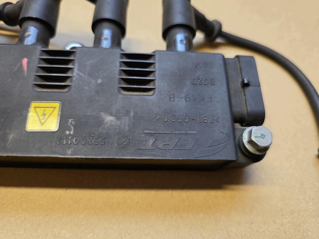 Zündspule + Kabel Fiat Grande Punto Panda 1.2 1.4 55200112 image 4