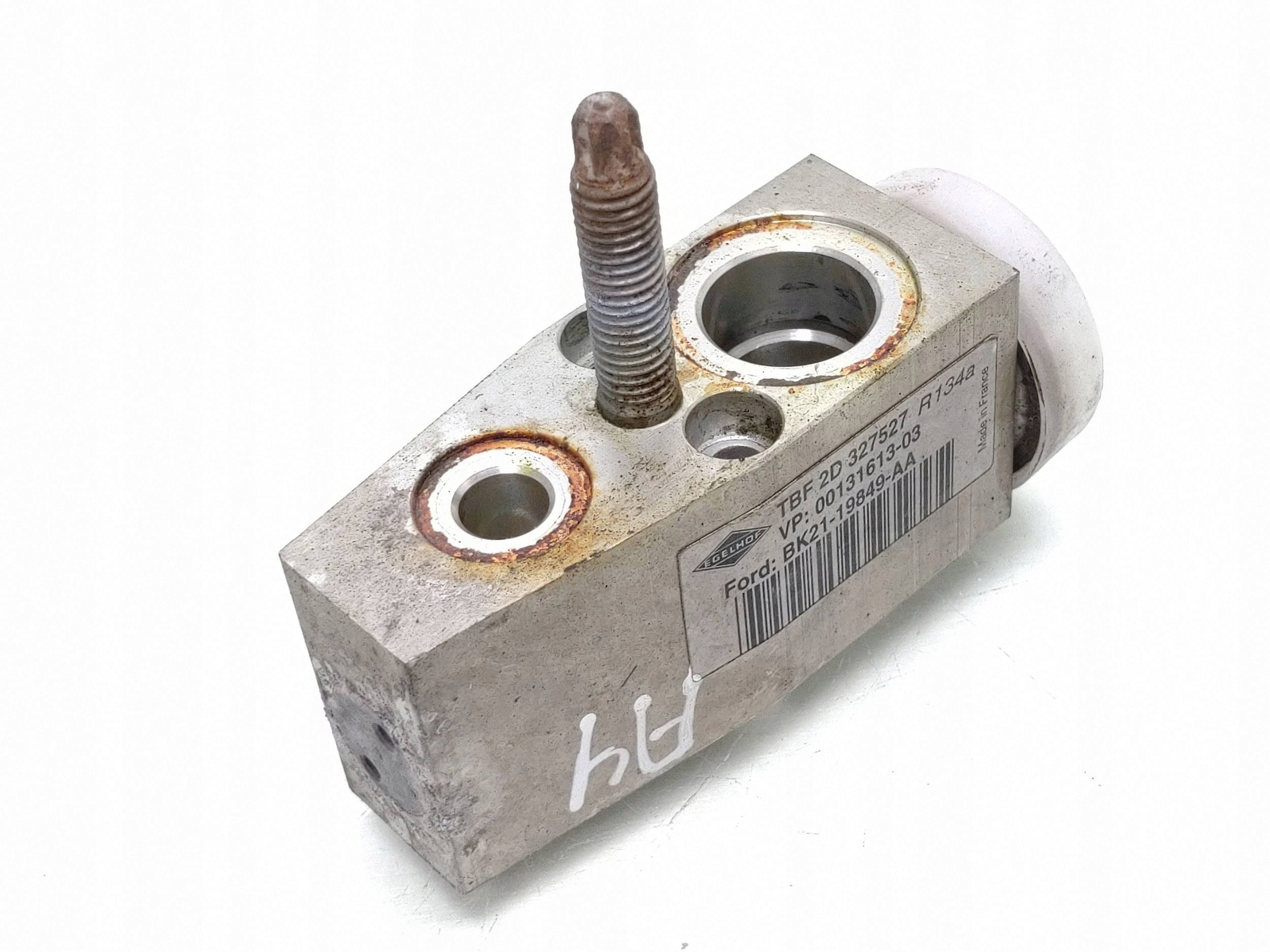 Ilmastointipaineentasausventtiili Ford OE BK21-19849-AA