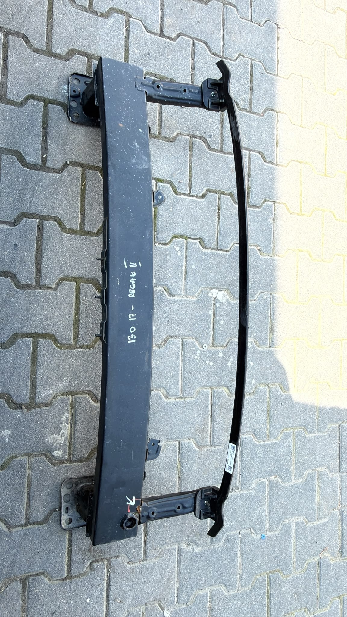Hyundai i30 2017 etupuskuri, käytetty OEM HI30BZP17--