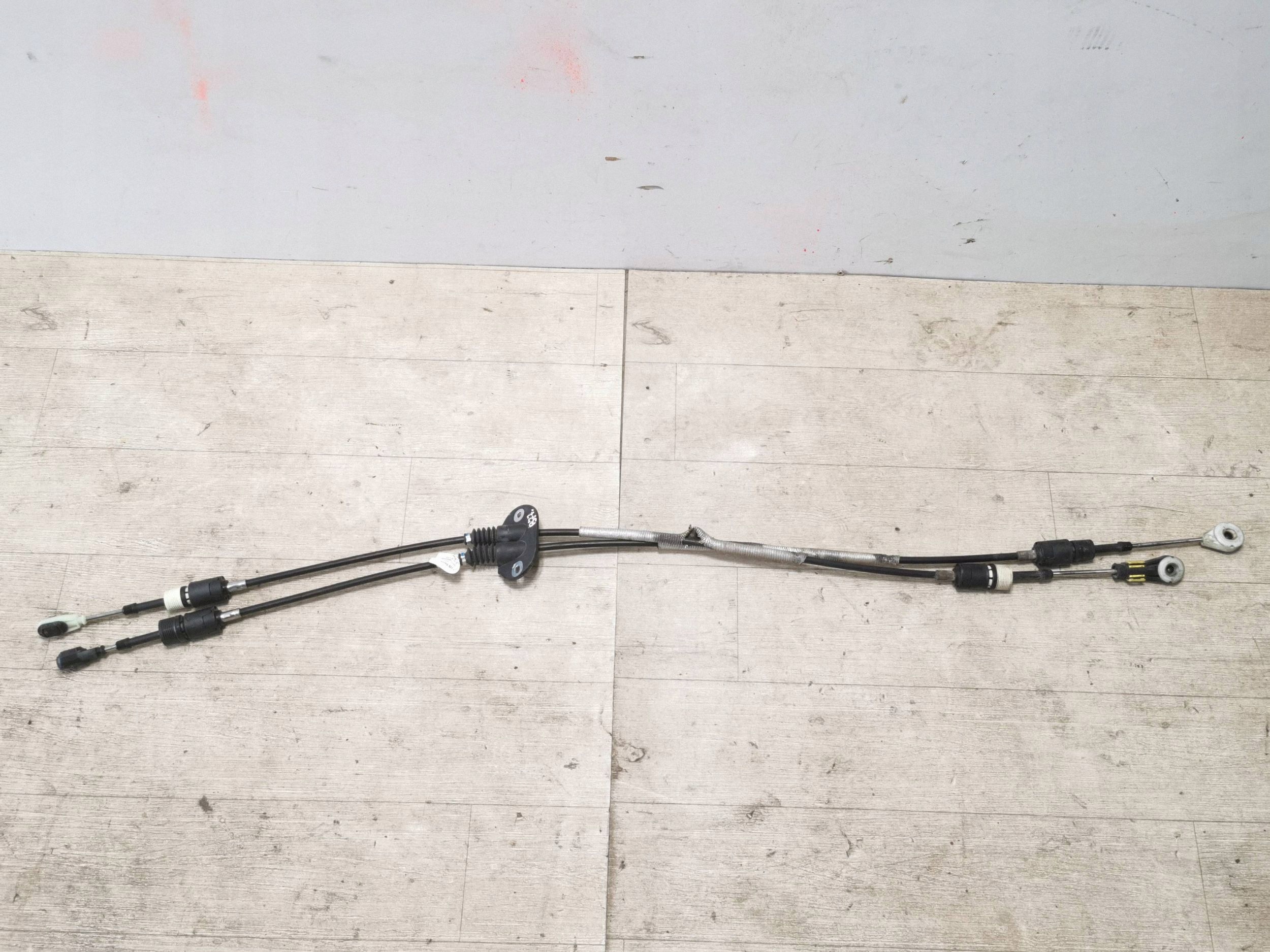 2016 Volvo V40 Cables de cambio 4yta058 image 2