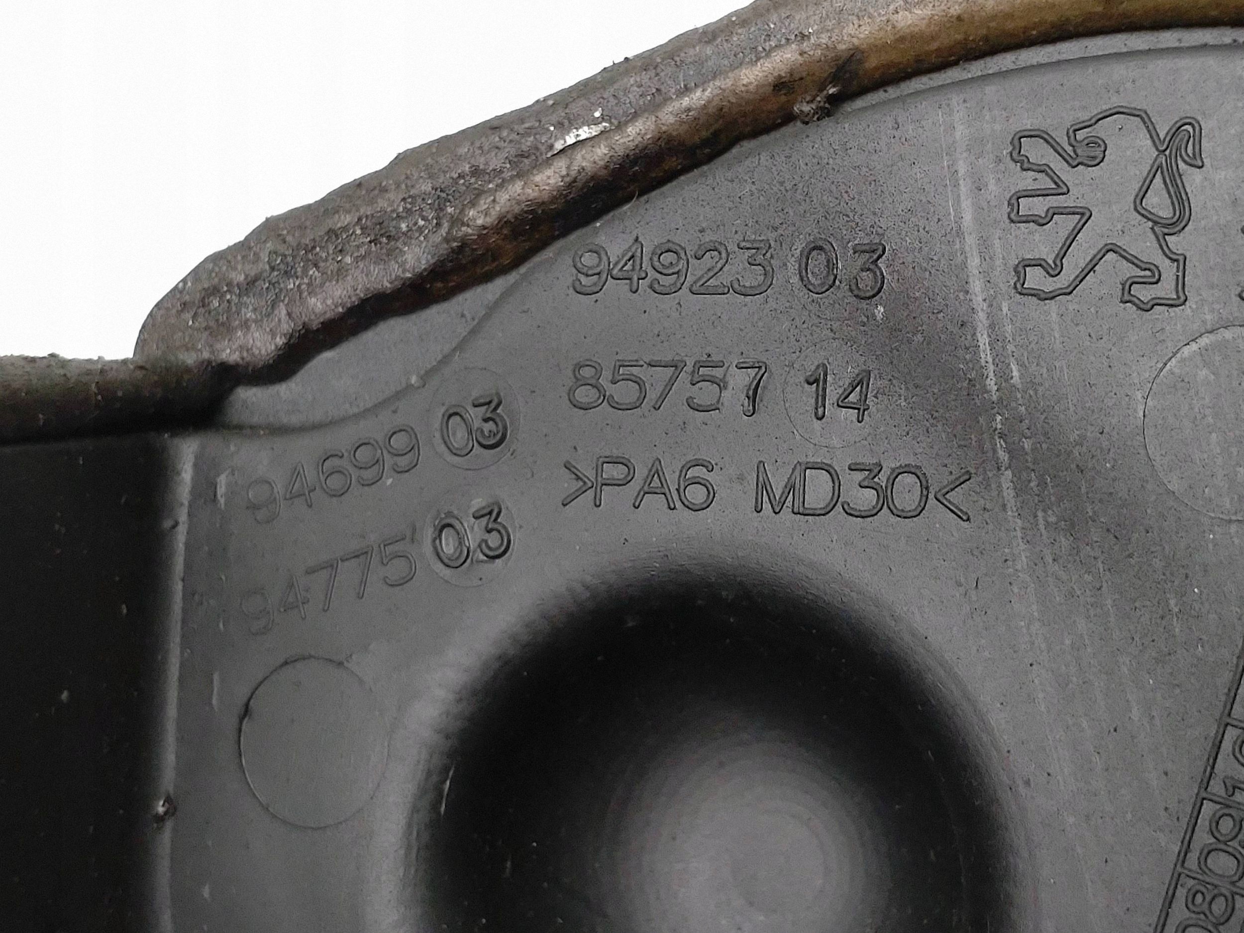 Volvo V40 Distributiedeksel 2015 3151005 image 5