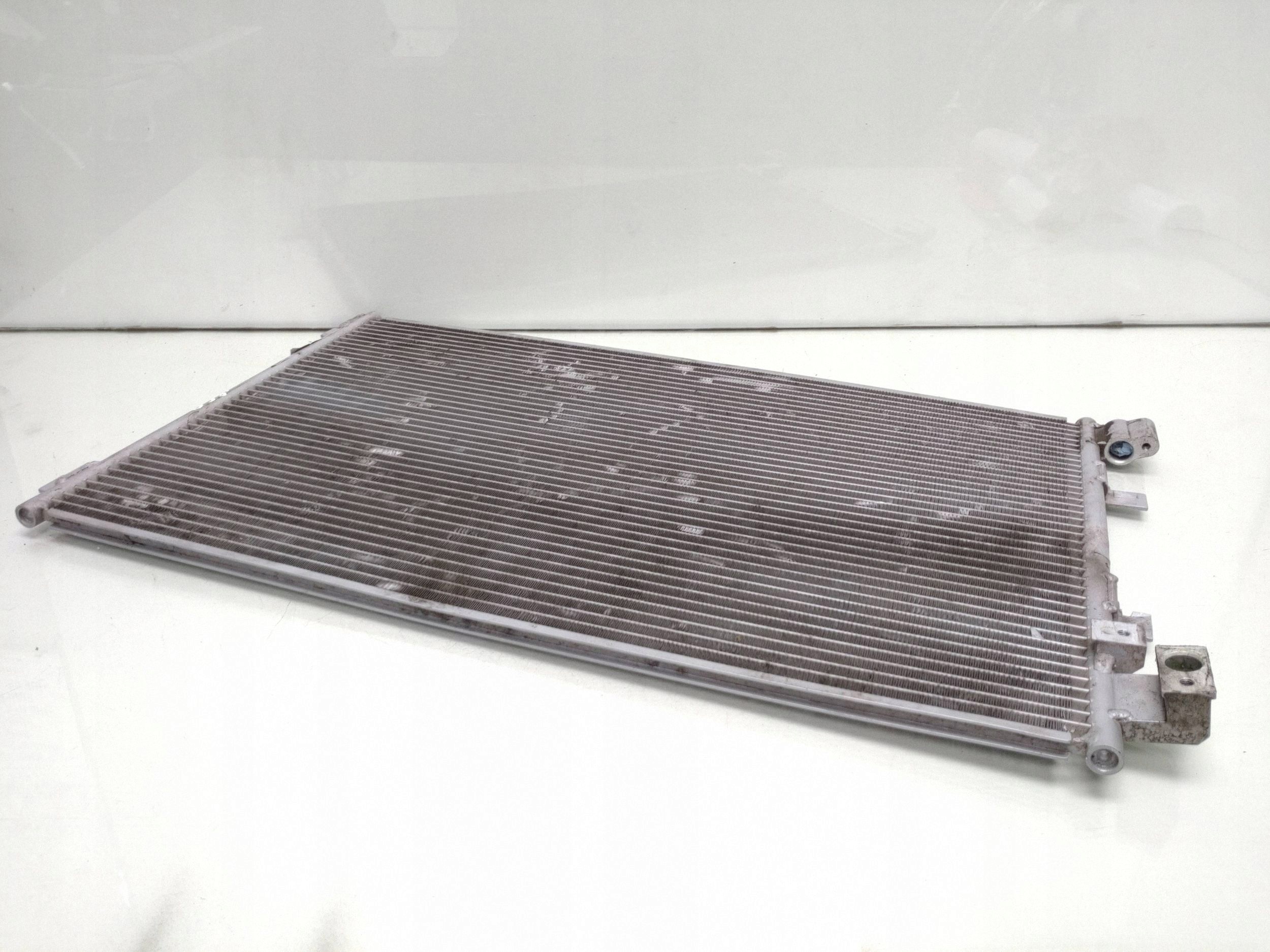 2013 Nissan Qashqai+2 Airco Condensor 2022W49 image 4