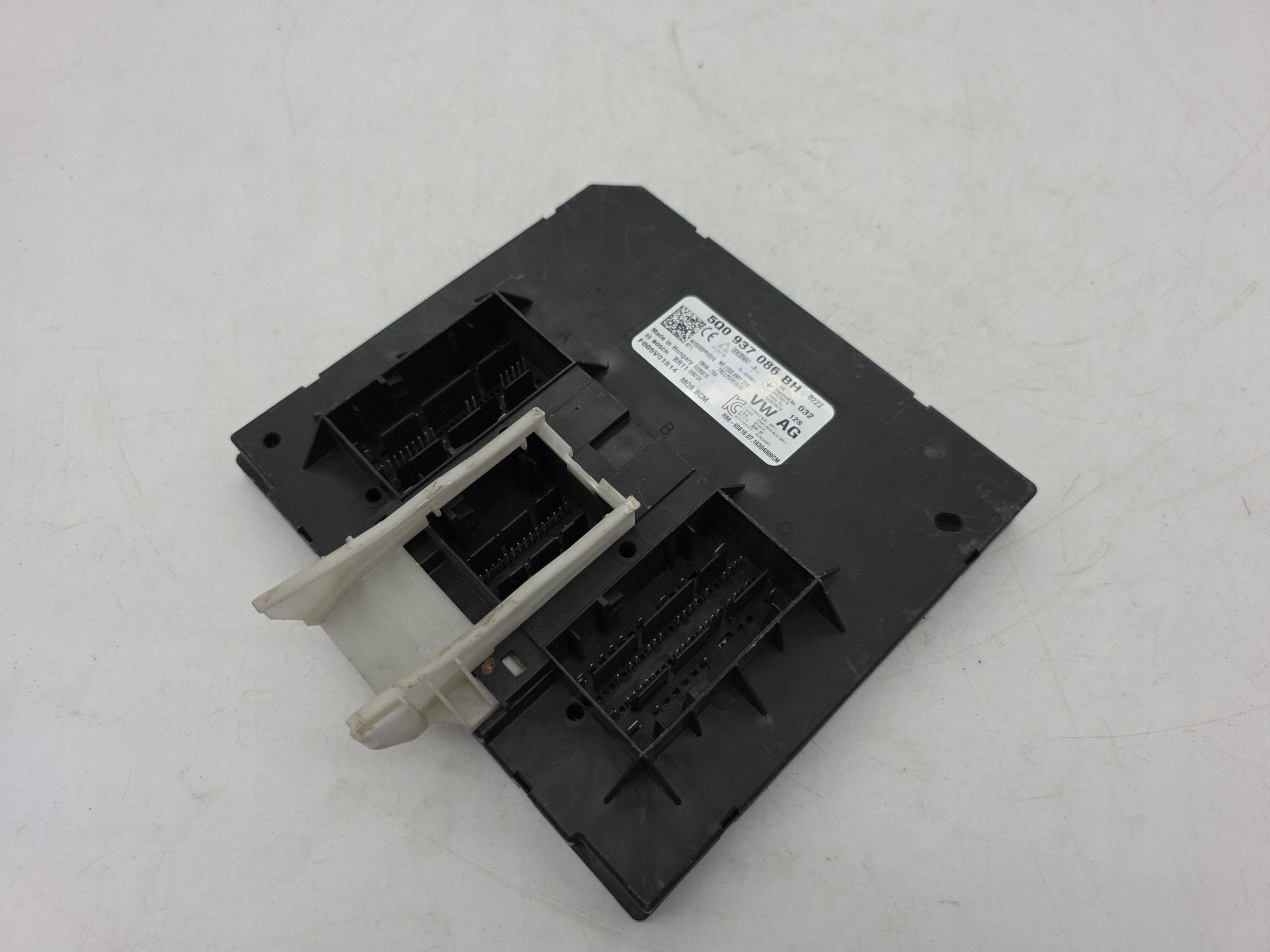 Module confort VW OE 5Q0937086BH image 3
