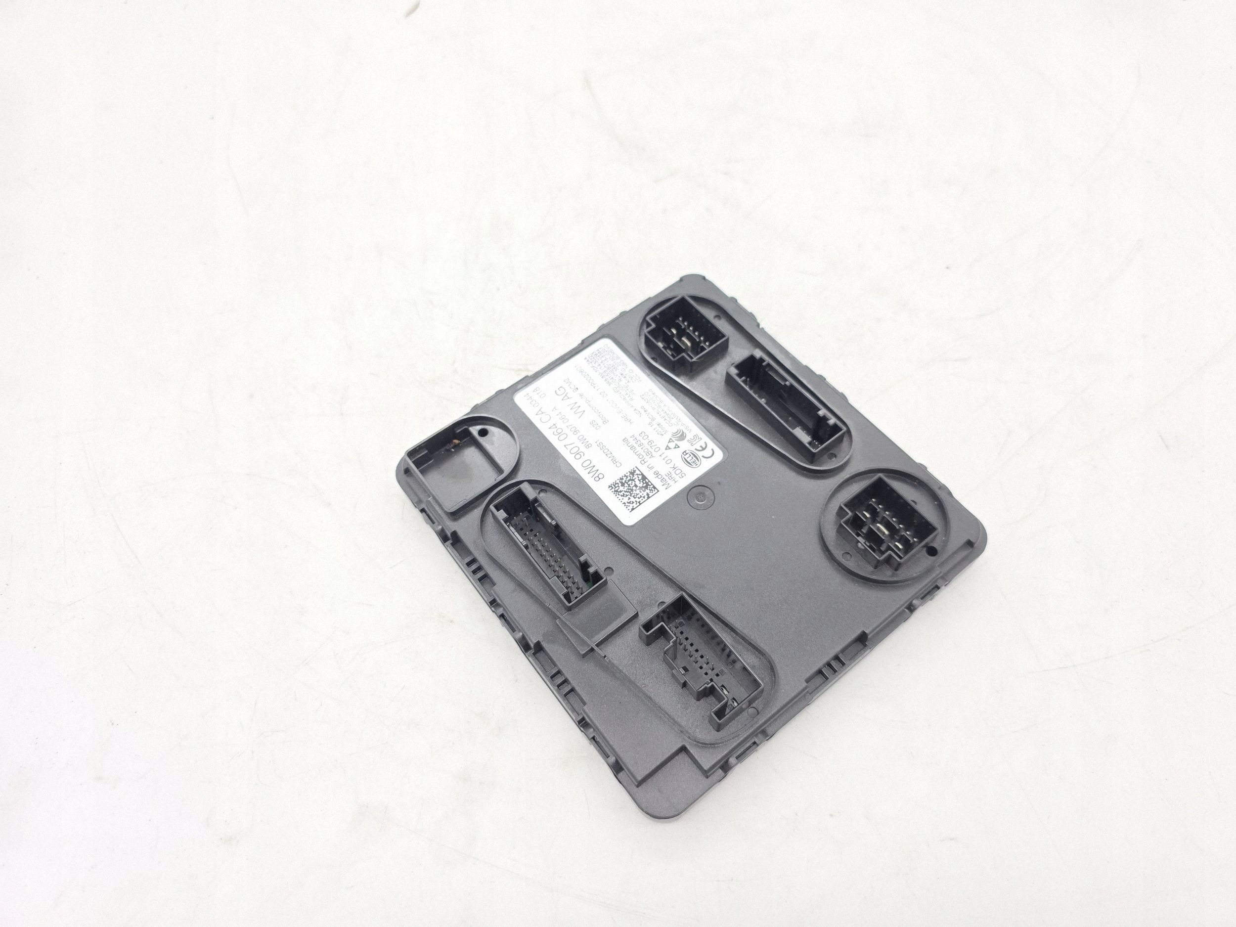 Audi OE 8W0907064C Used Part image 5
