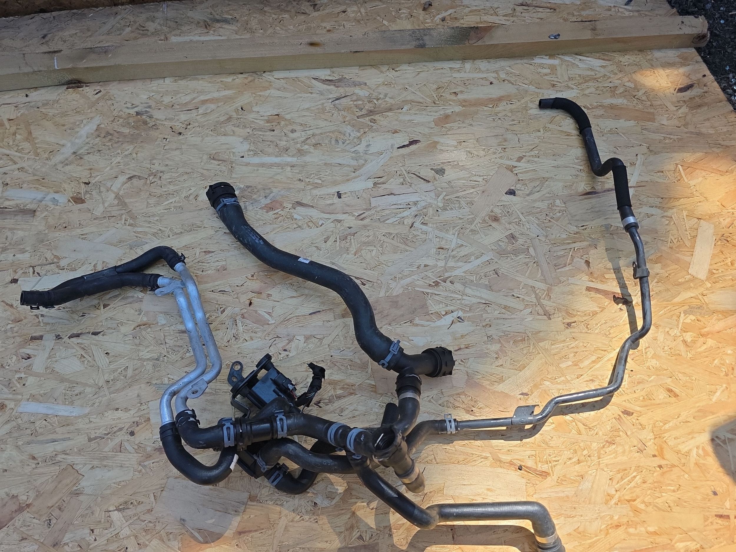 Imuilmaputki Audi Q5 SQ5 FY 80A122101B image 10