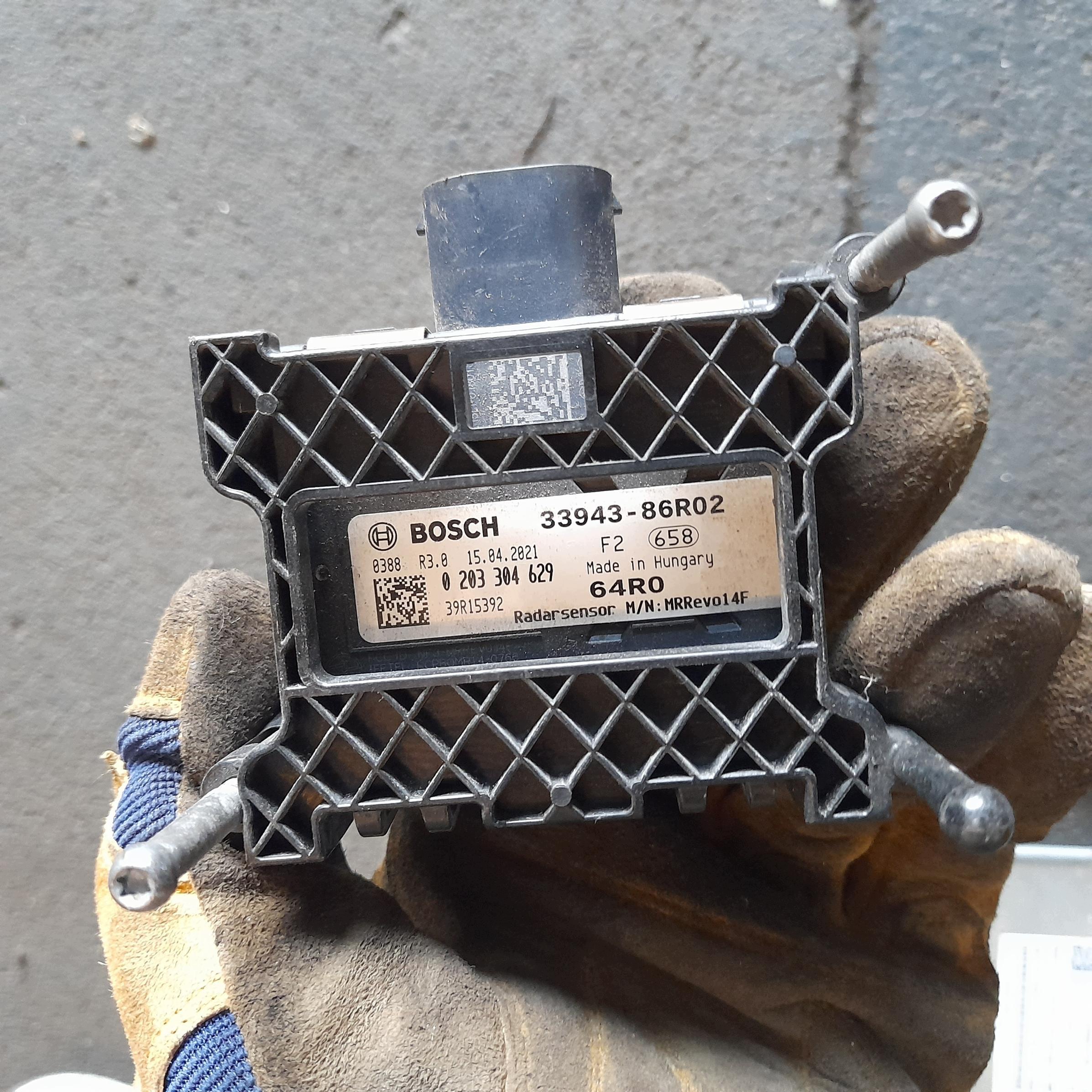 Suzuki Vitara II tutka ACC 33943-86R02 image 3
