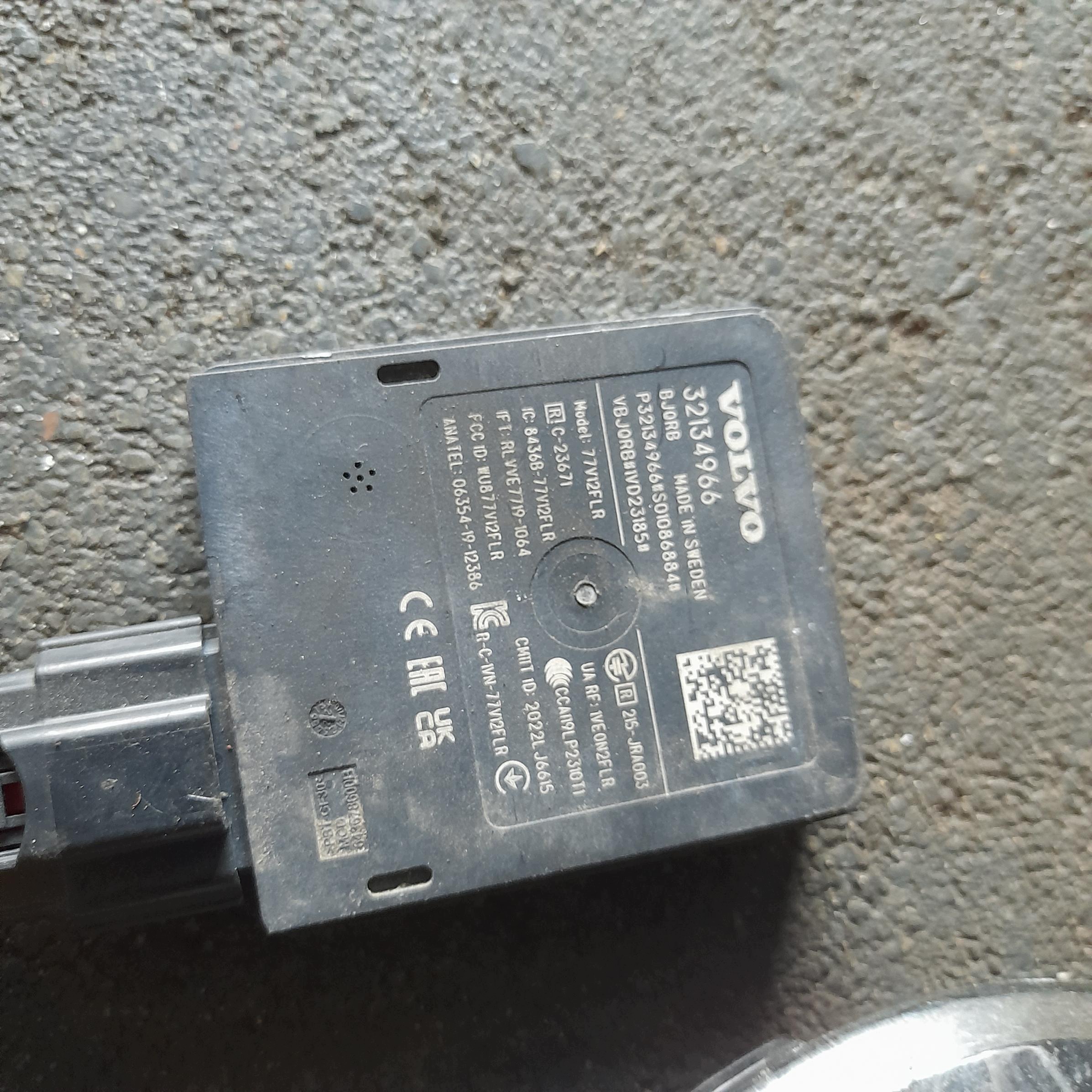 Radar ACC Volvo 32134966 Usado image 6