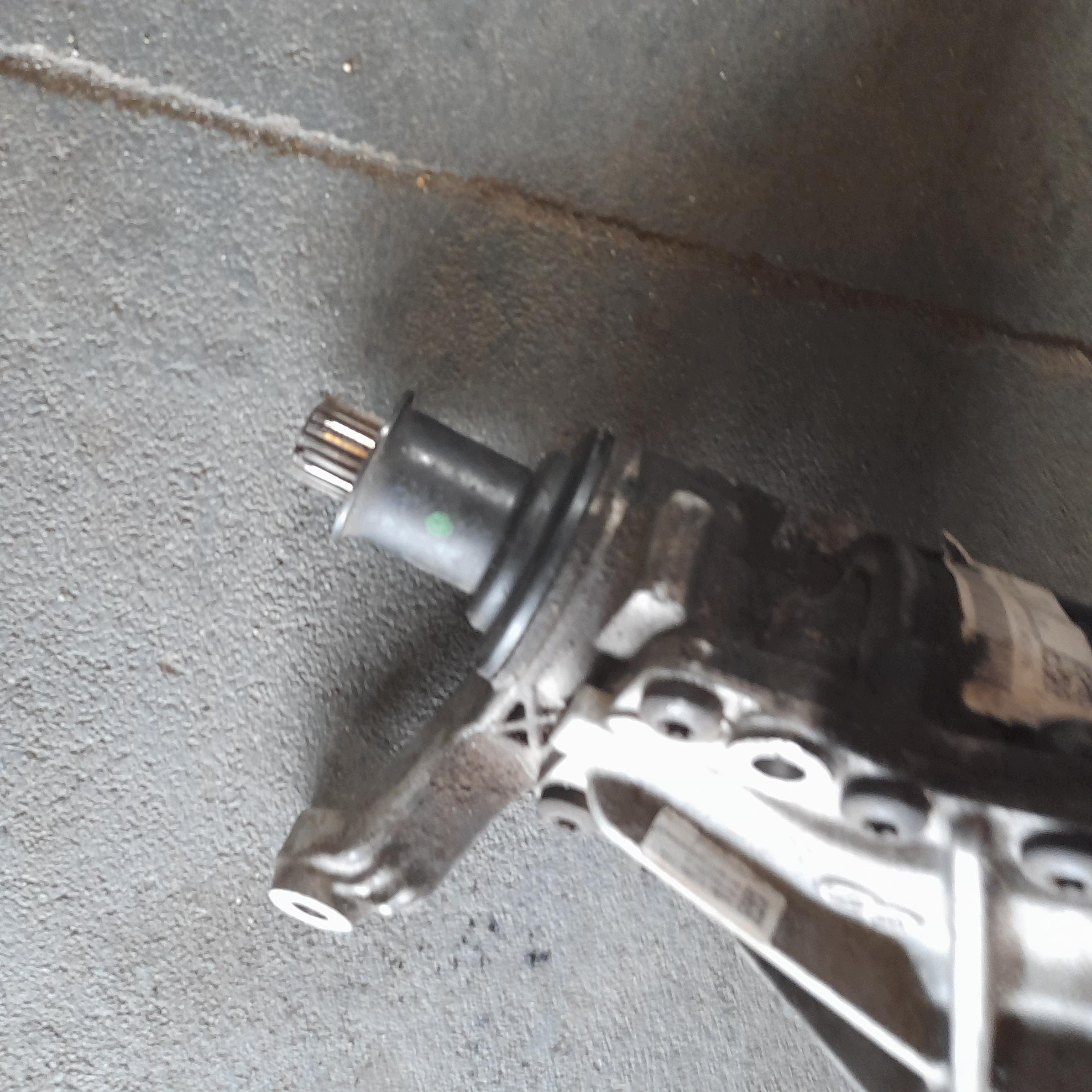 Differential Jaguar XE X760 2.0D AWD image 4