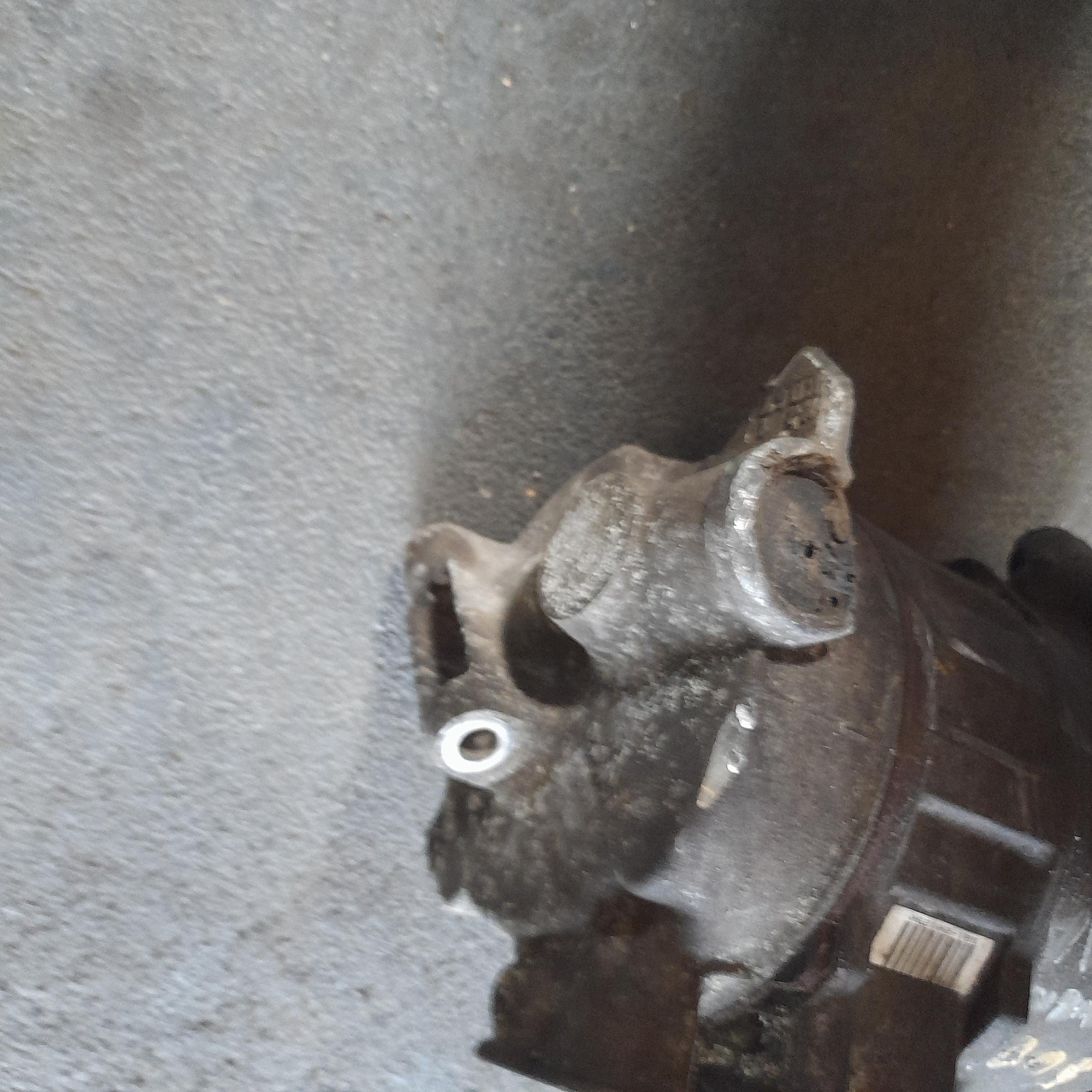 Airconditioning Compressor Ford Transit Custom image 4