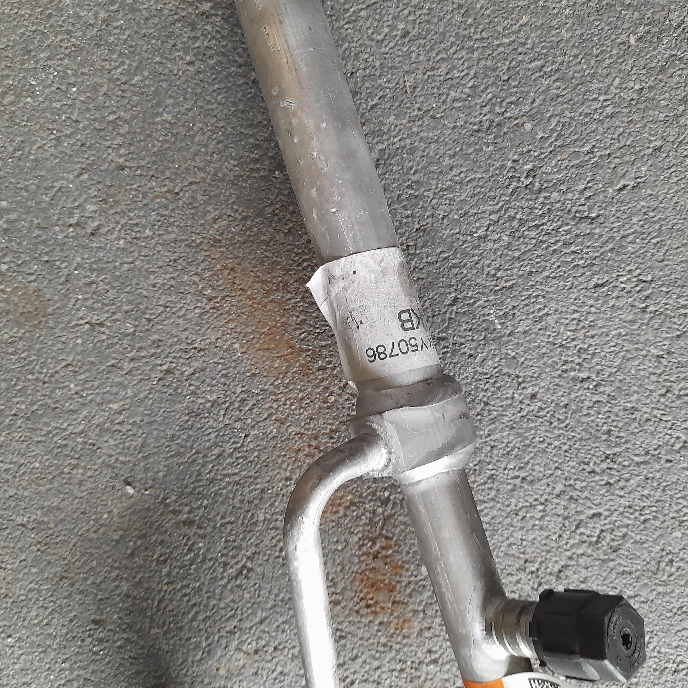 Conduit clim Ford C-MAX II MK2 J1DB-19A834-KB image 8