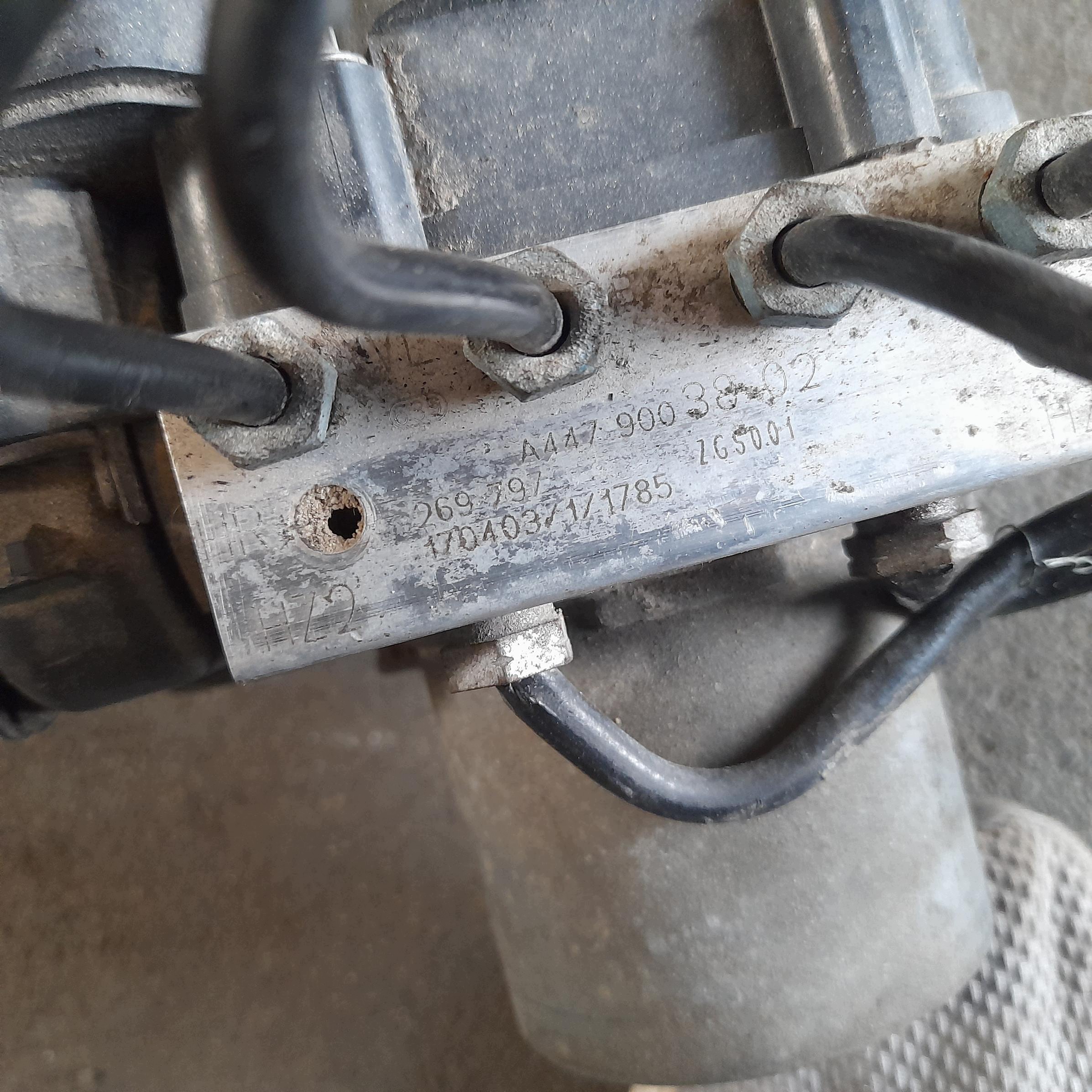 Pompa ABS ESP Mercedes Vito W447 A4479003802 image 7