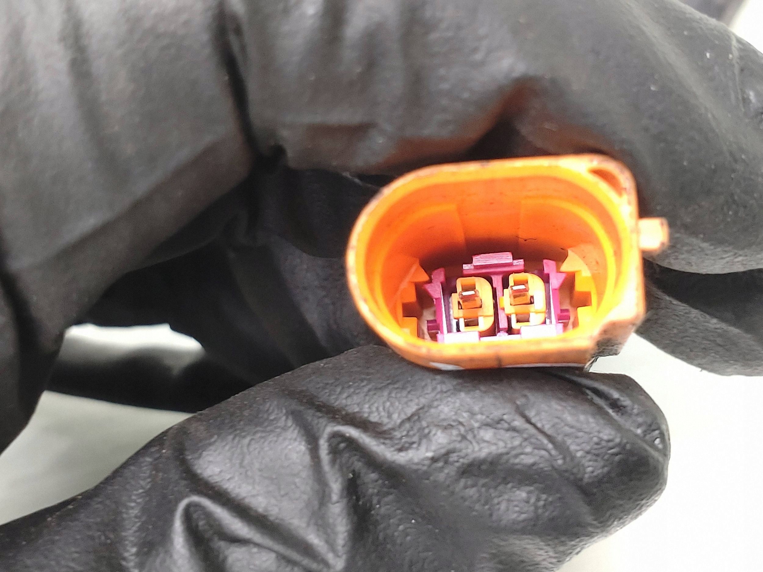 Capteur température gaz d'échappement Audi OE 4G0906088L image 3