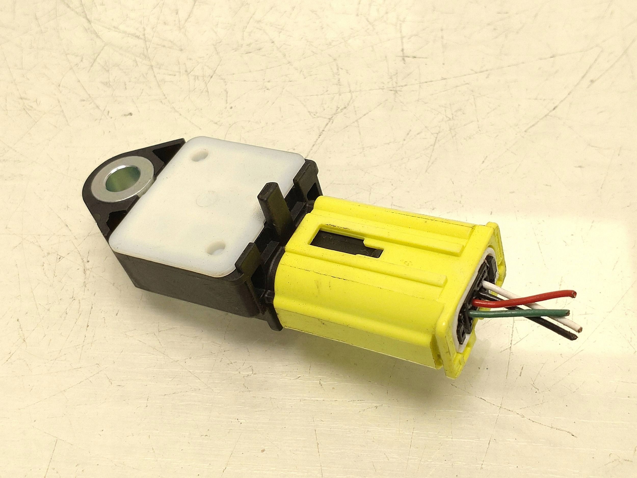Toyota Aygo Airbag-törmäysanturi 89831-0H020