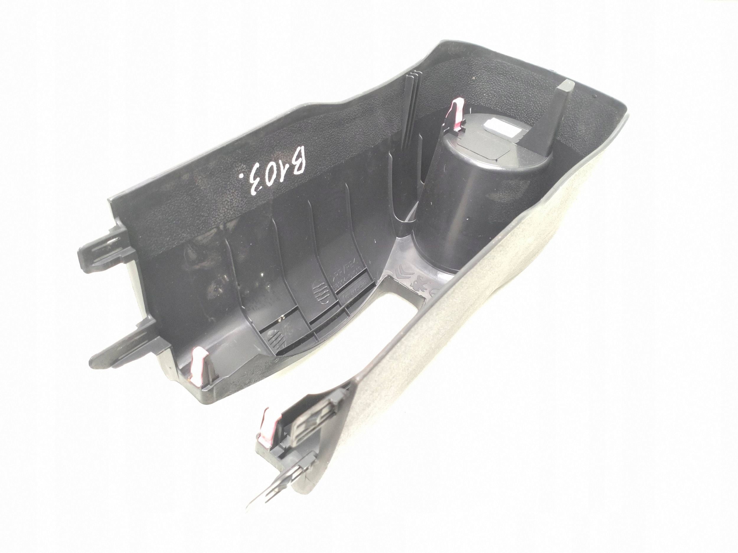 Toyota Aygo AB40 kupinpidike 589040H010 image 4