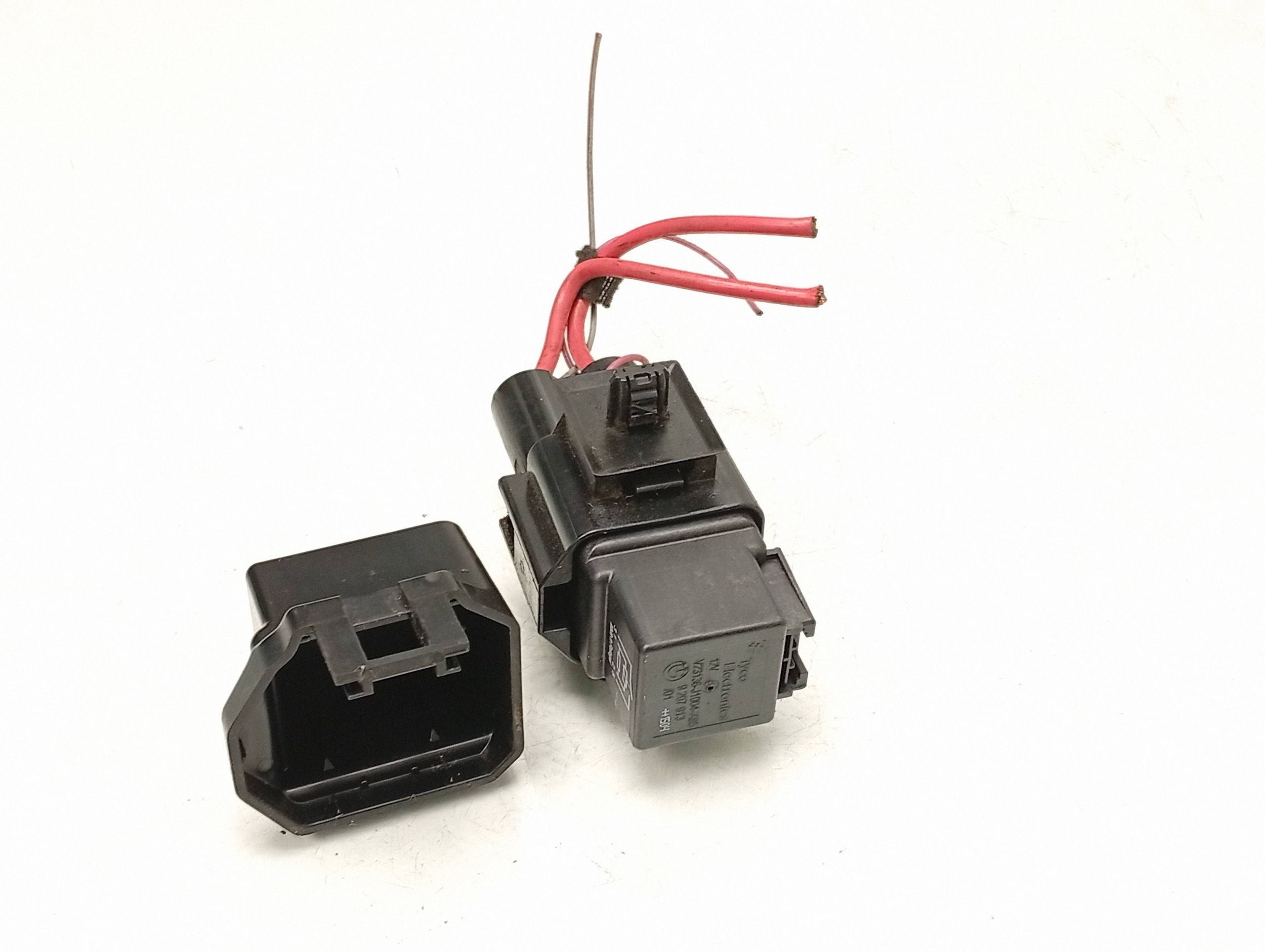 Connecteur de relais BMW 2.0D G26 9207914 image 4