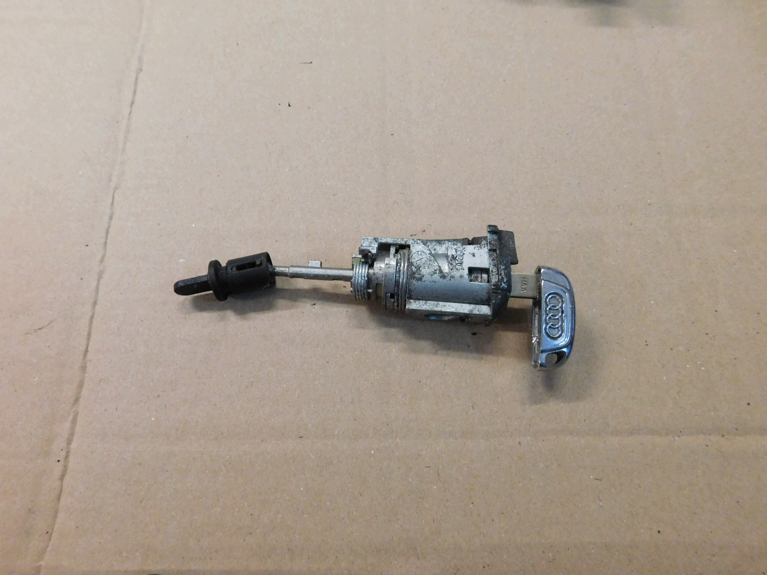 8T1837167 Schließzylinder links vorne+Schlüssel A5 8T A4 B8 3.0 TDI
