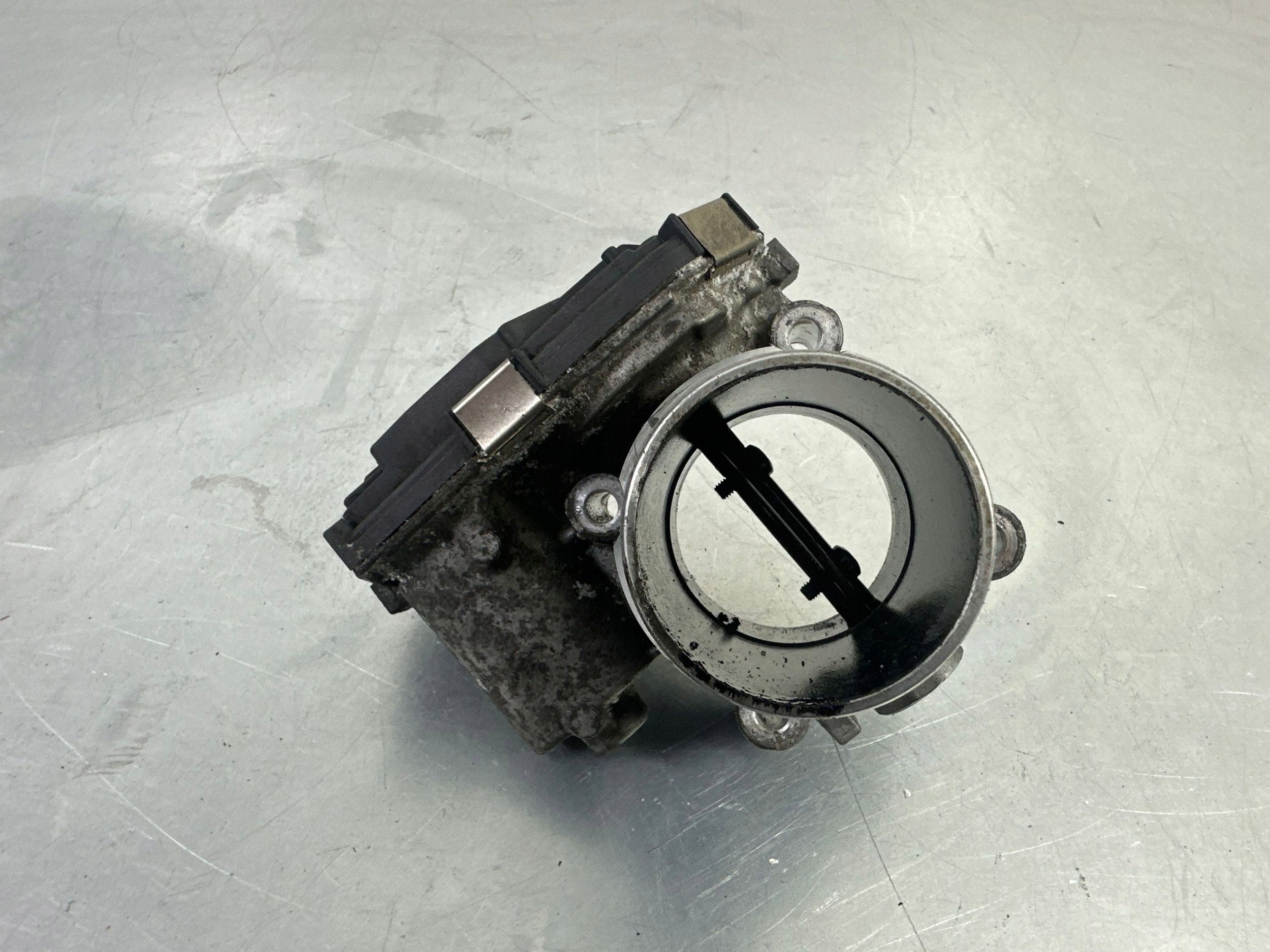Hyundai 35100-2U000 läppäventtiili image 3