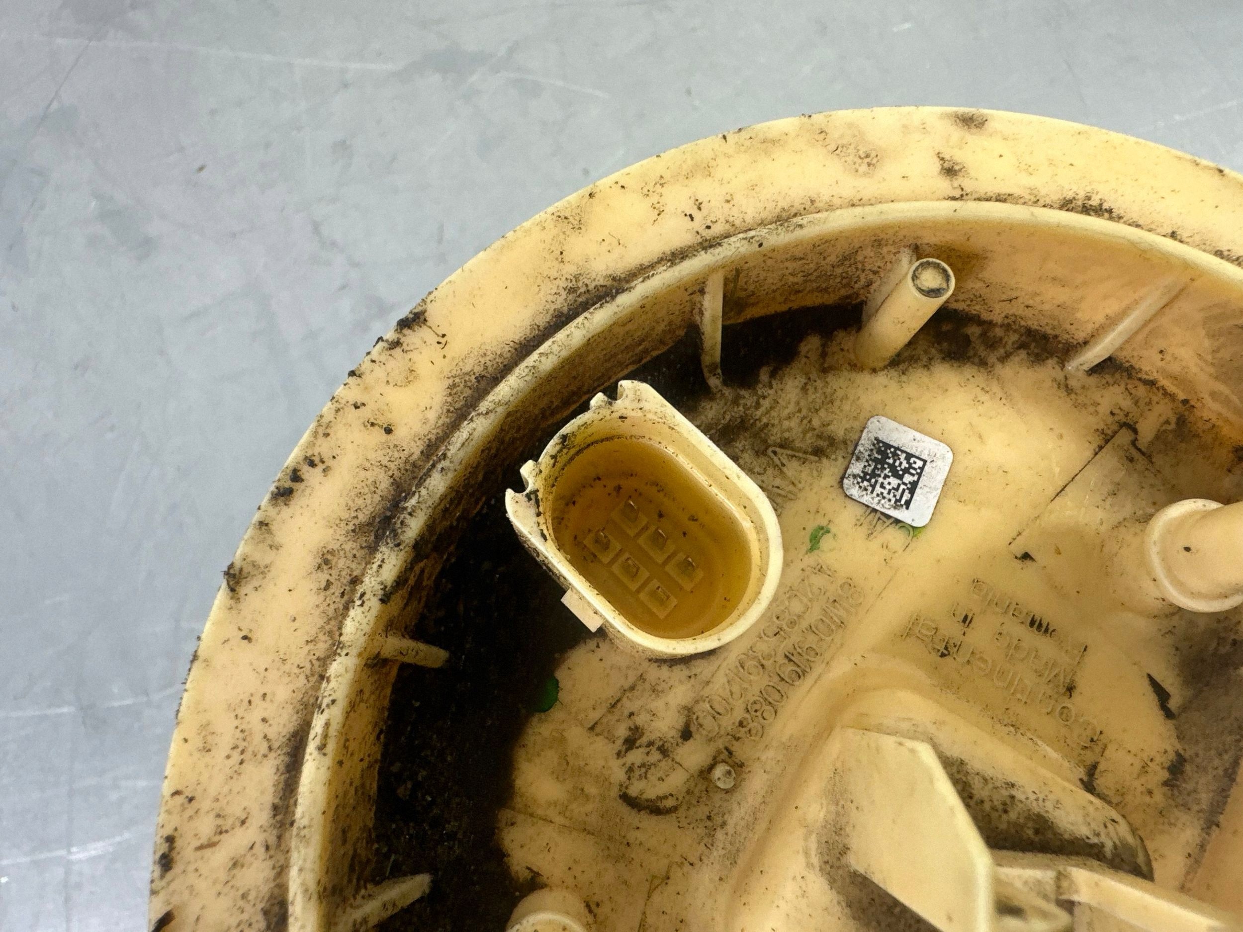 Pompe à carburant Audi A4 Allroad B9 2017 8W0919088 image 7