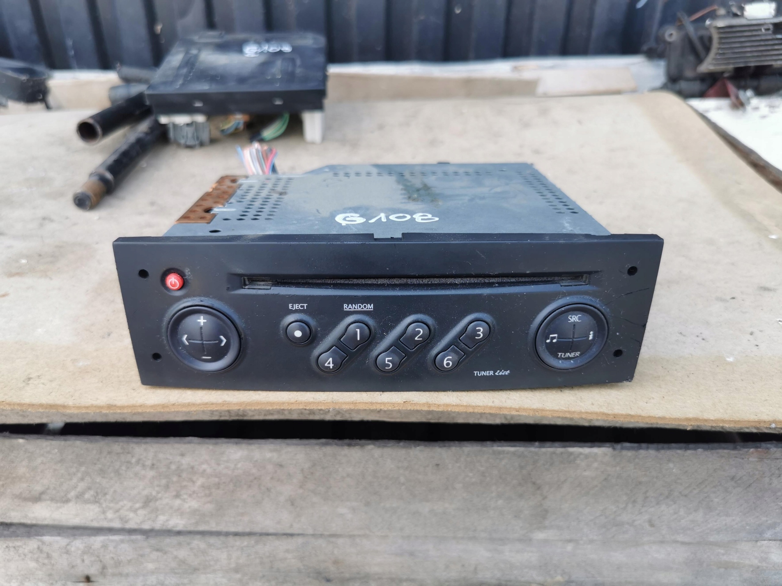 Rádio CD Renault Scenic II 2003-2006 OEM 8200300858B image 2